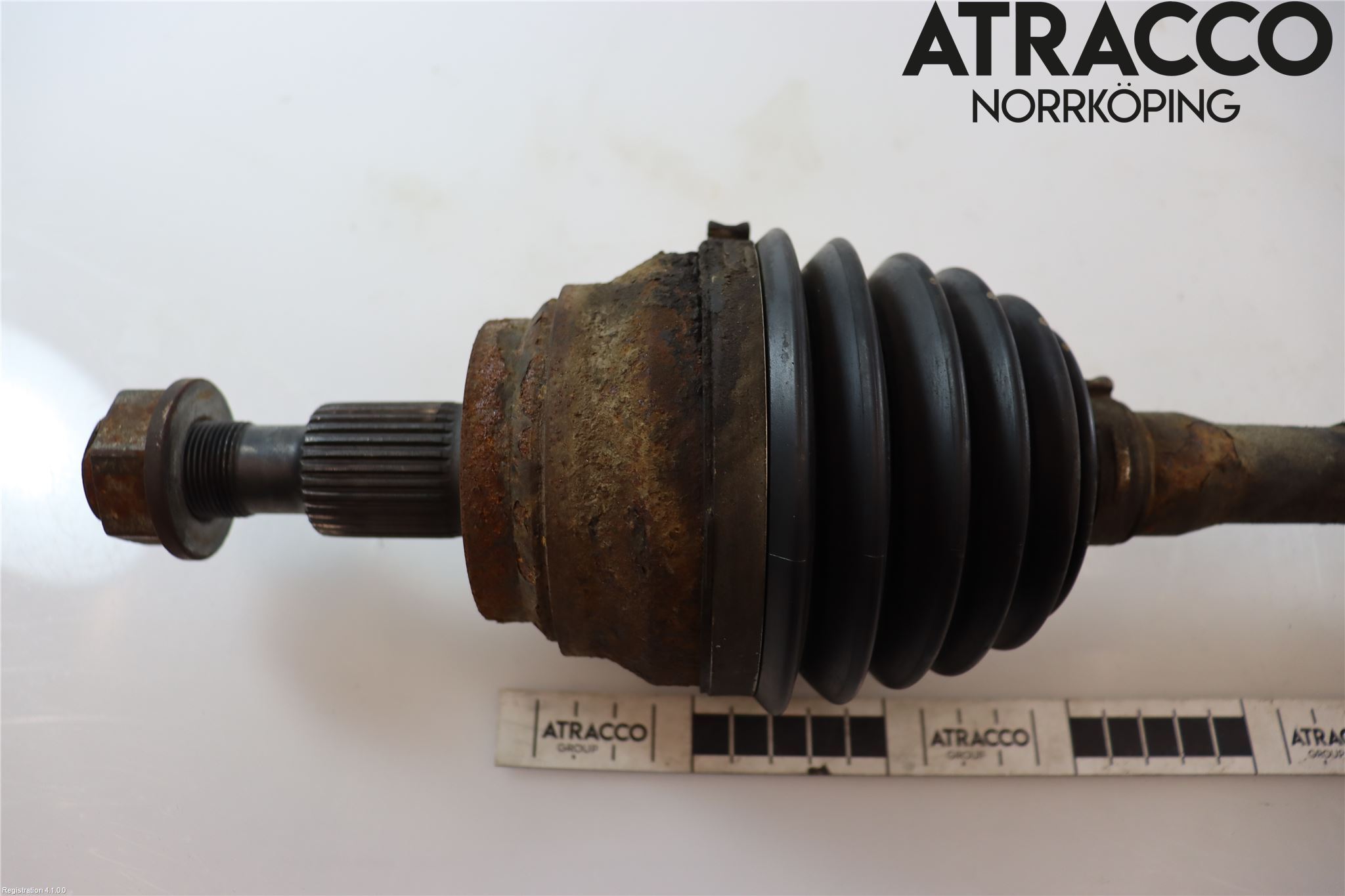 Mercedes-Benz MB ML (W164) 05-11 Drivaxel Fram Vänster