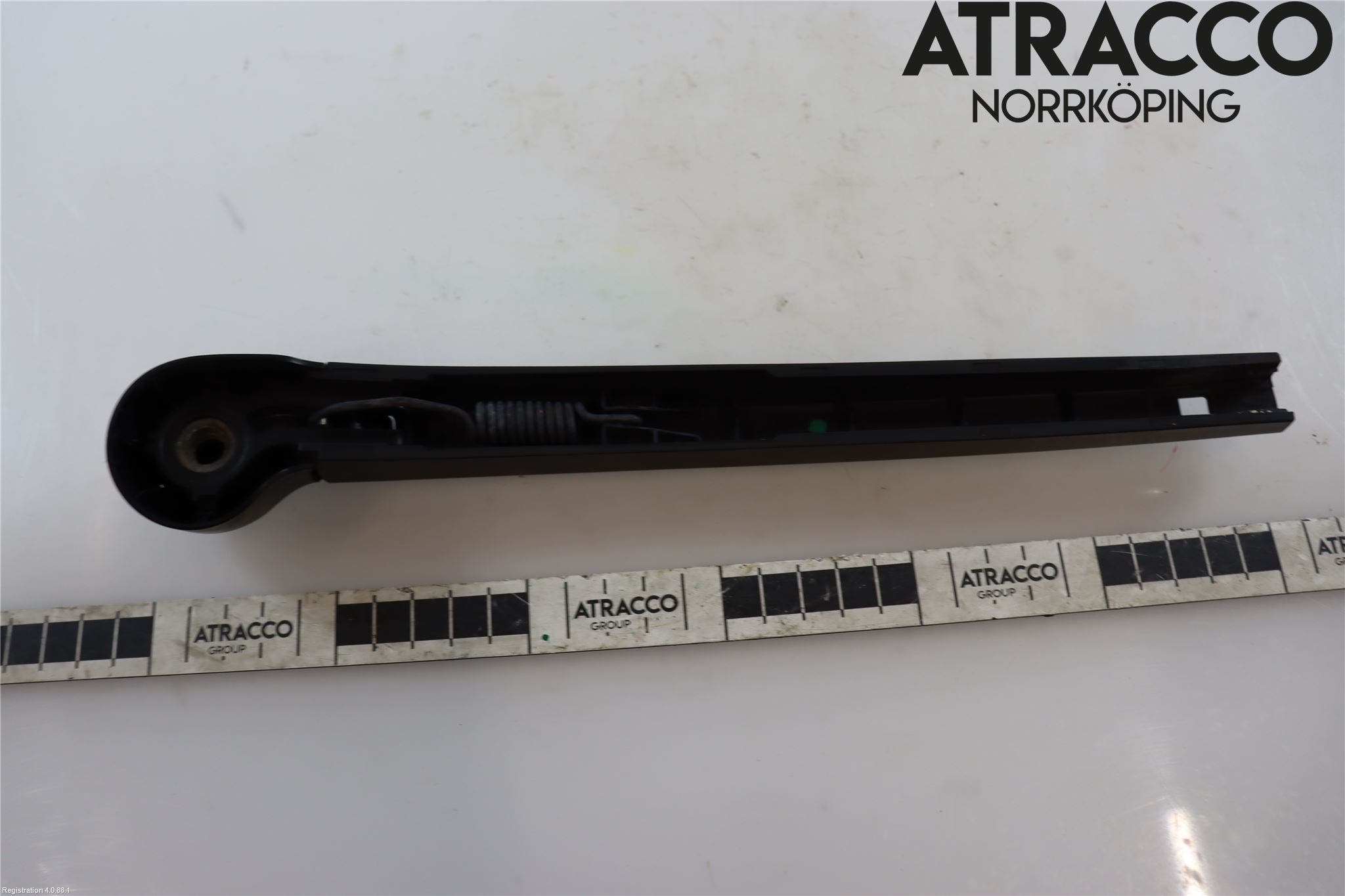 Volkswagen VW T-ROC 18- Torkararm-Bakruta