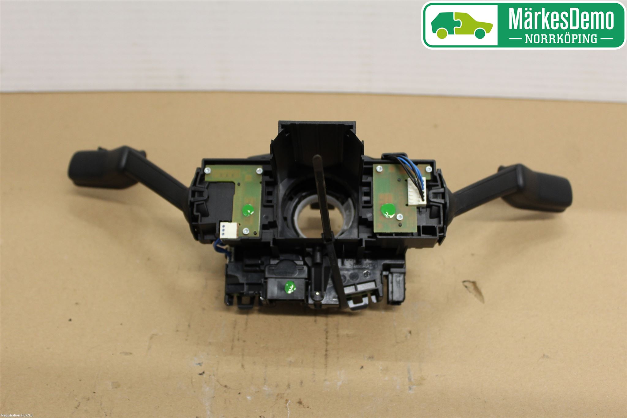 Volkswagen VW GOLF / E-GOLF VII 13-20 Spakcentral