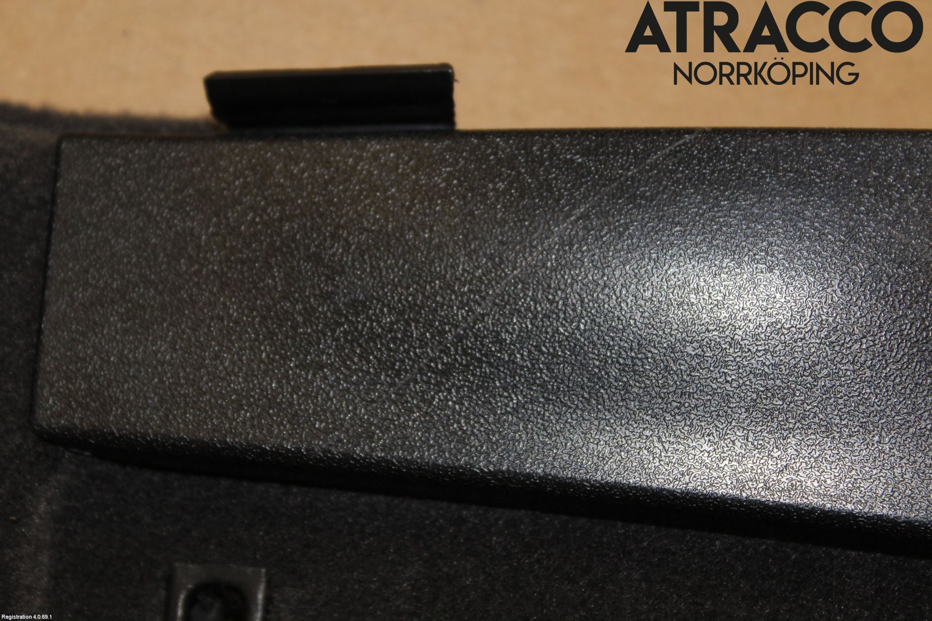 Audi A8/S8 4E  02-09 Inredning Sidoklädsel