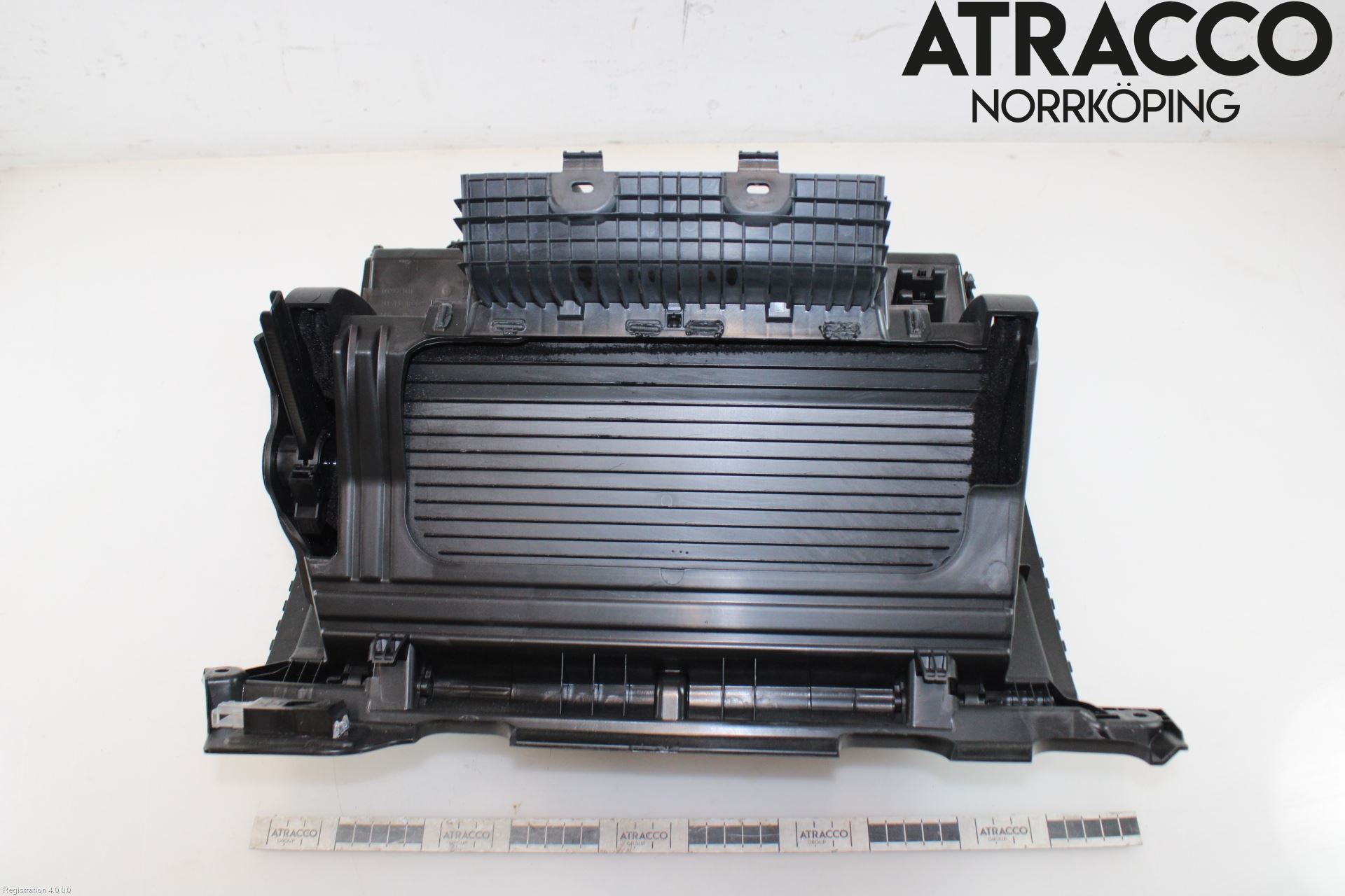 Volkswagen VW PASSAT 20-24 Handskfack