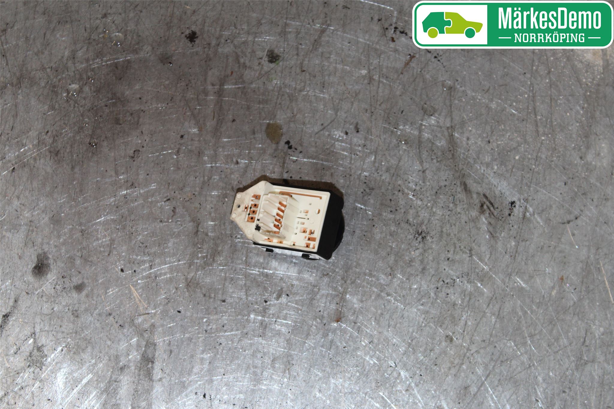 Kia CEED 06-12 Strömställare Spegel