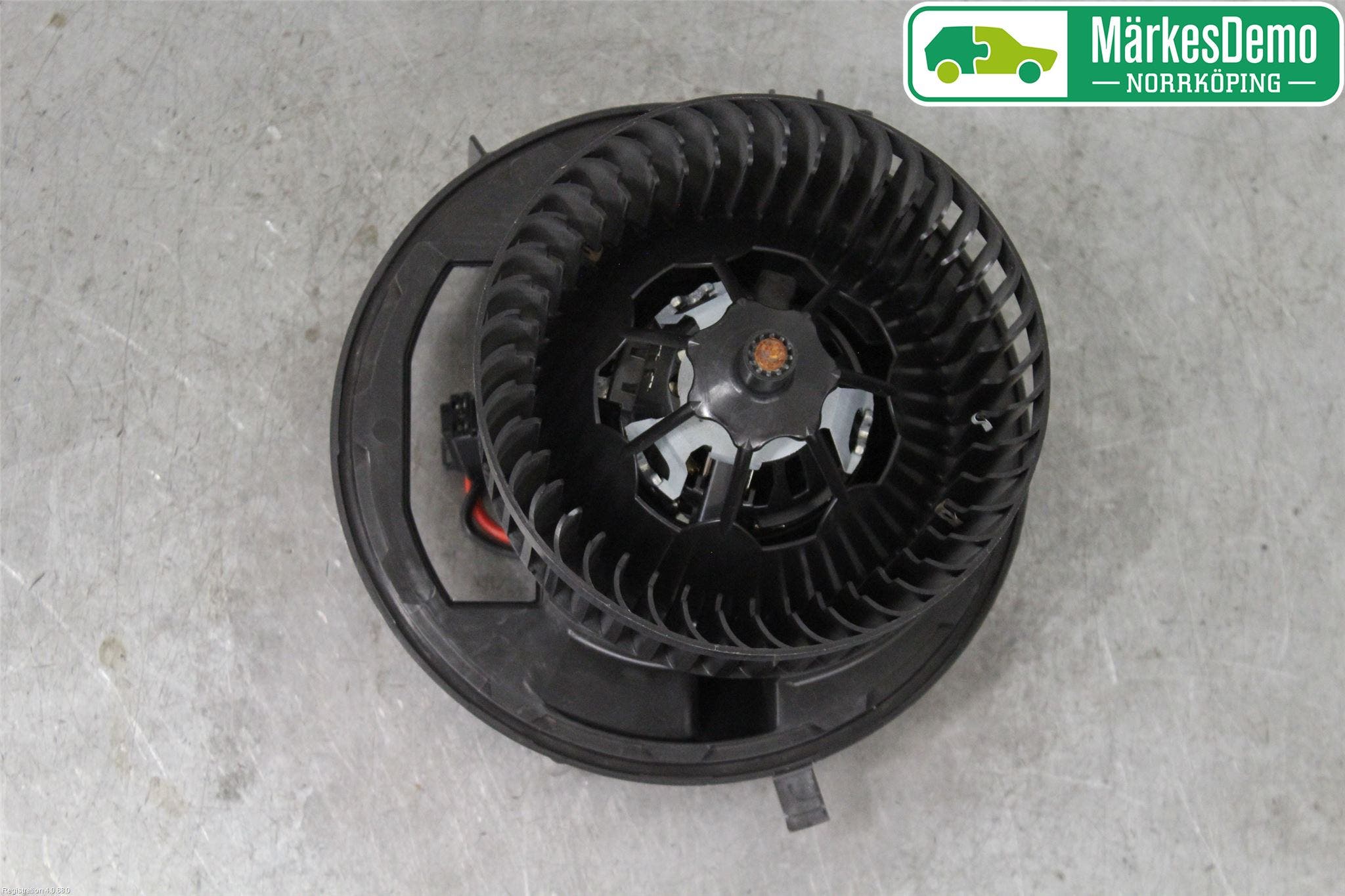 Skoda SUPERB 16-24 Värmefläkt