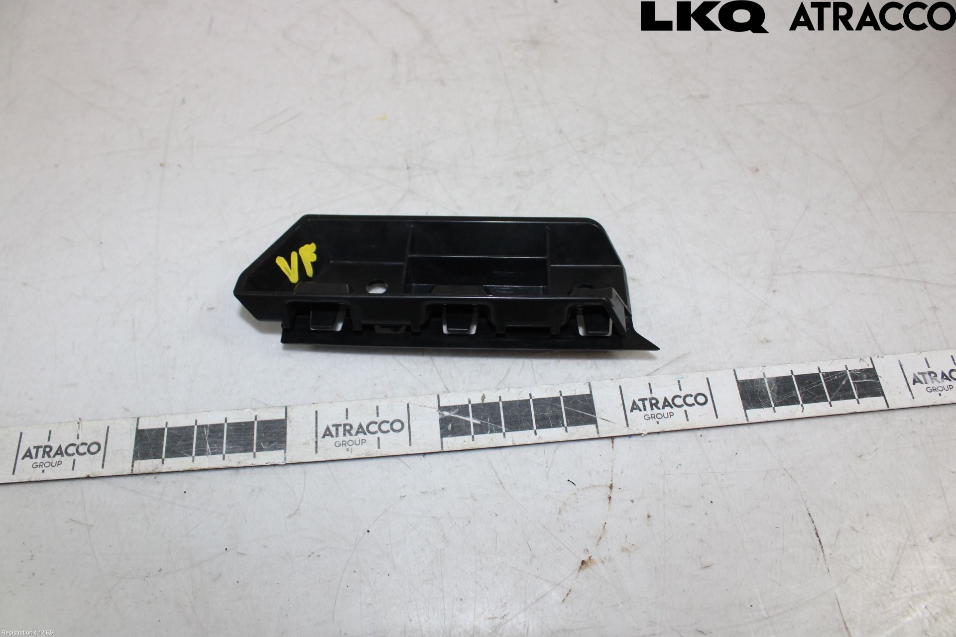 Cupra BORN 22- Stötfångarfäste Fram Vä