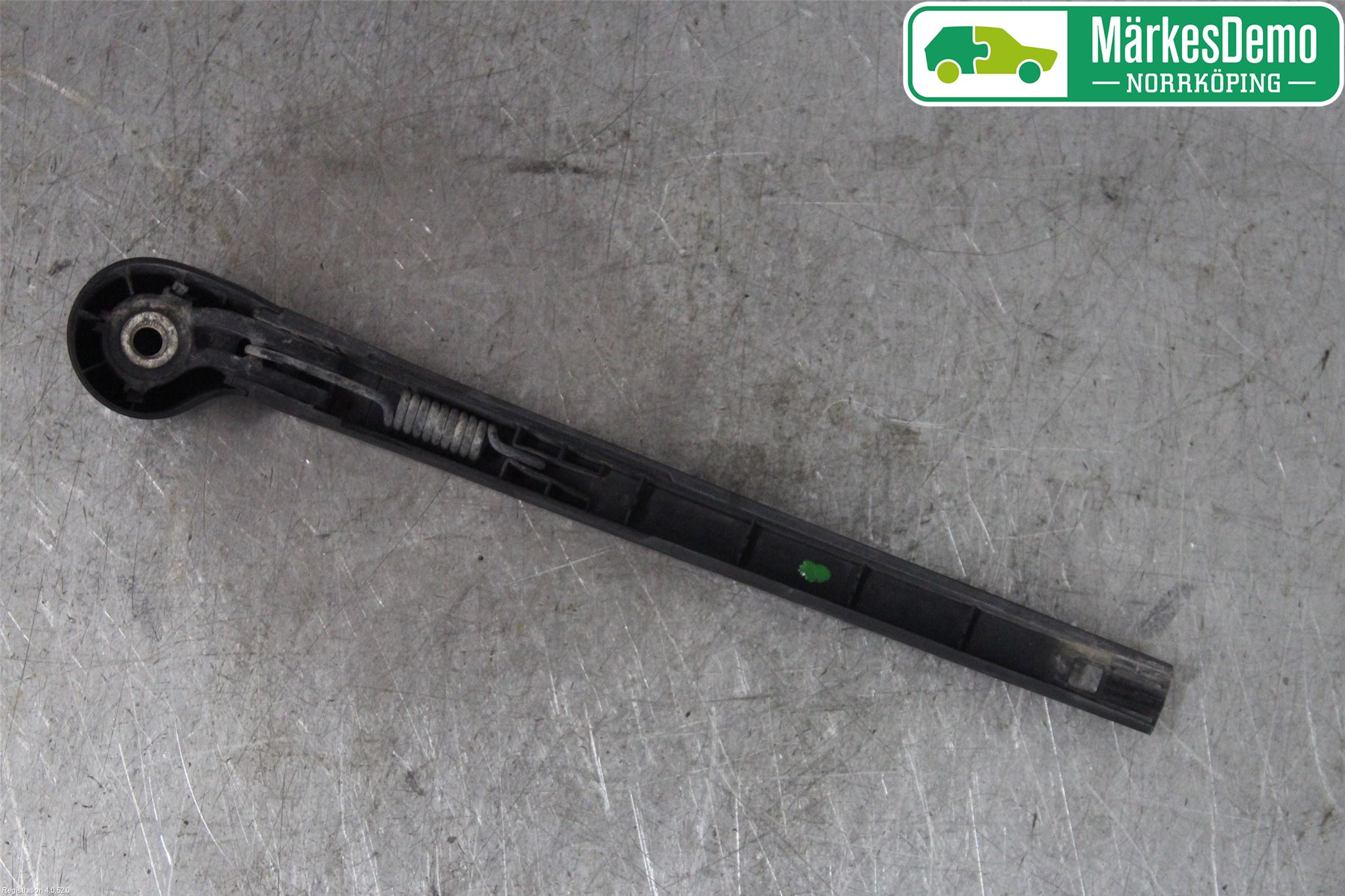 Skoda SUPERB 16-24 Torkararm-Bakruta