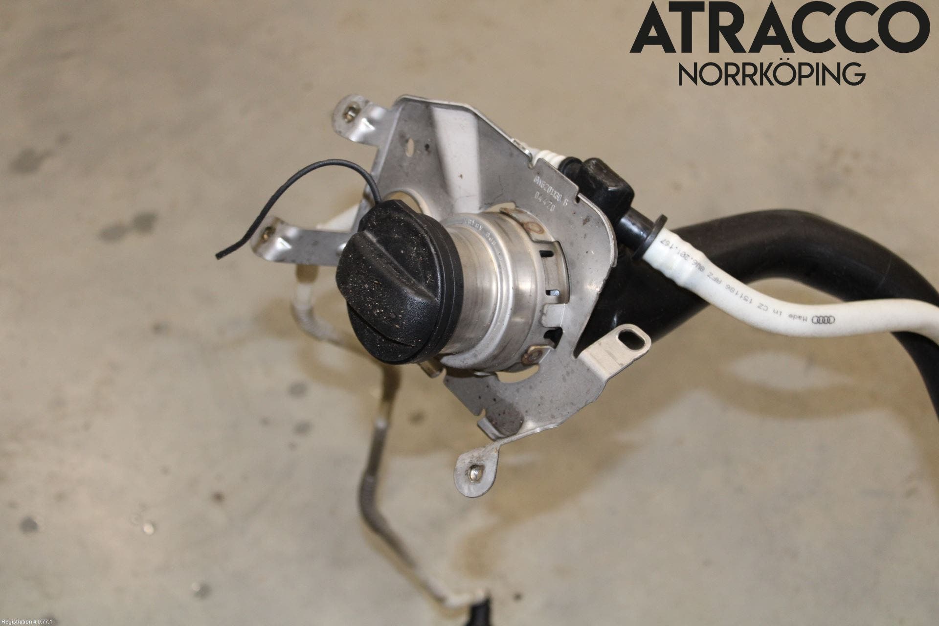 Audi A5 17- Bränsletank Insprutning