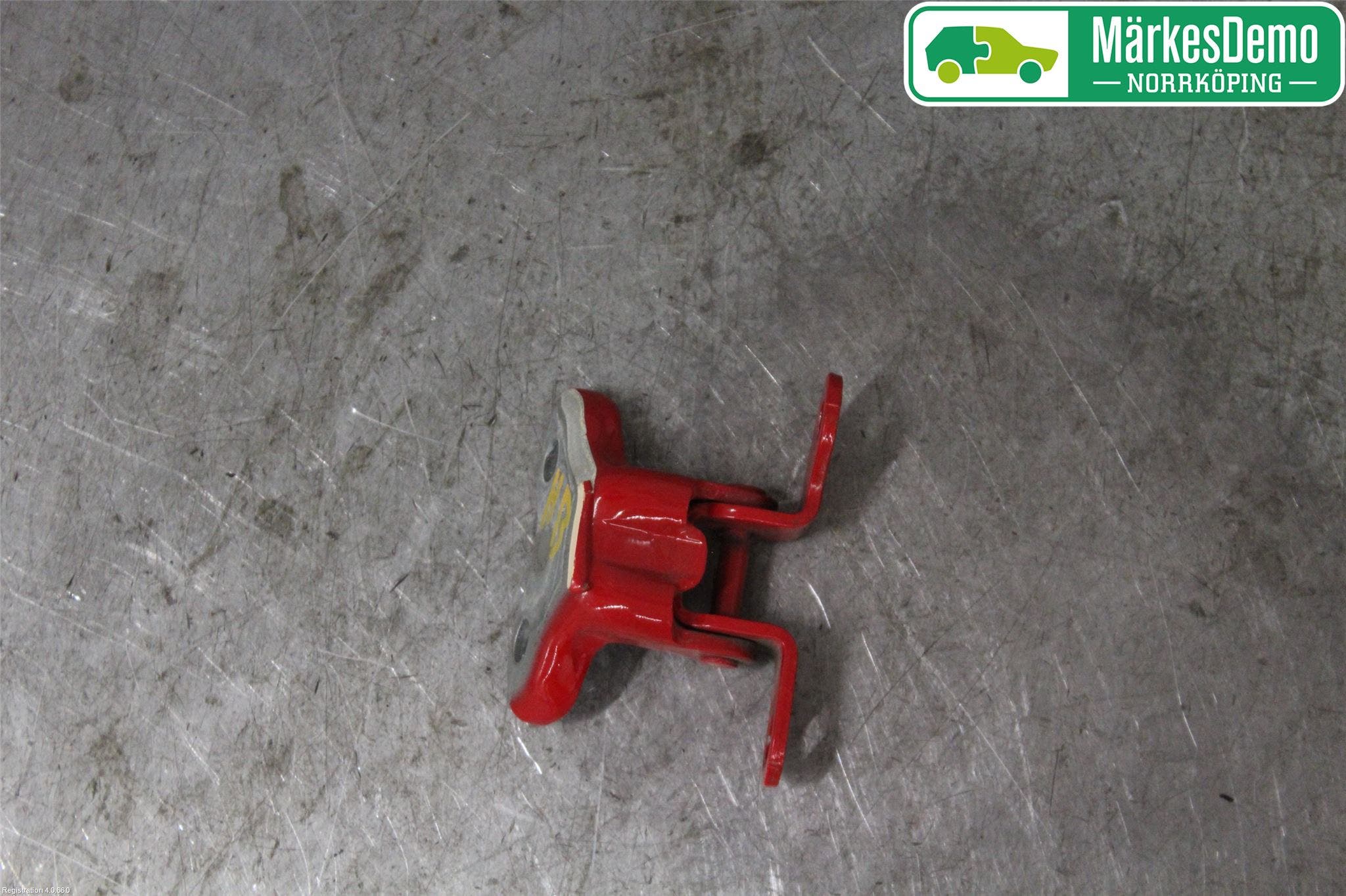 Peugeot 108 15-22 Dörrgångjärn