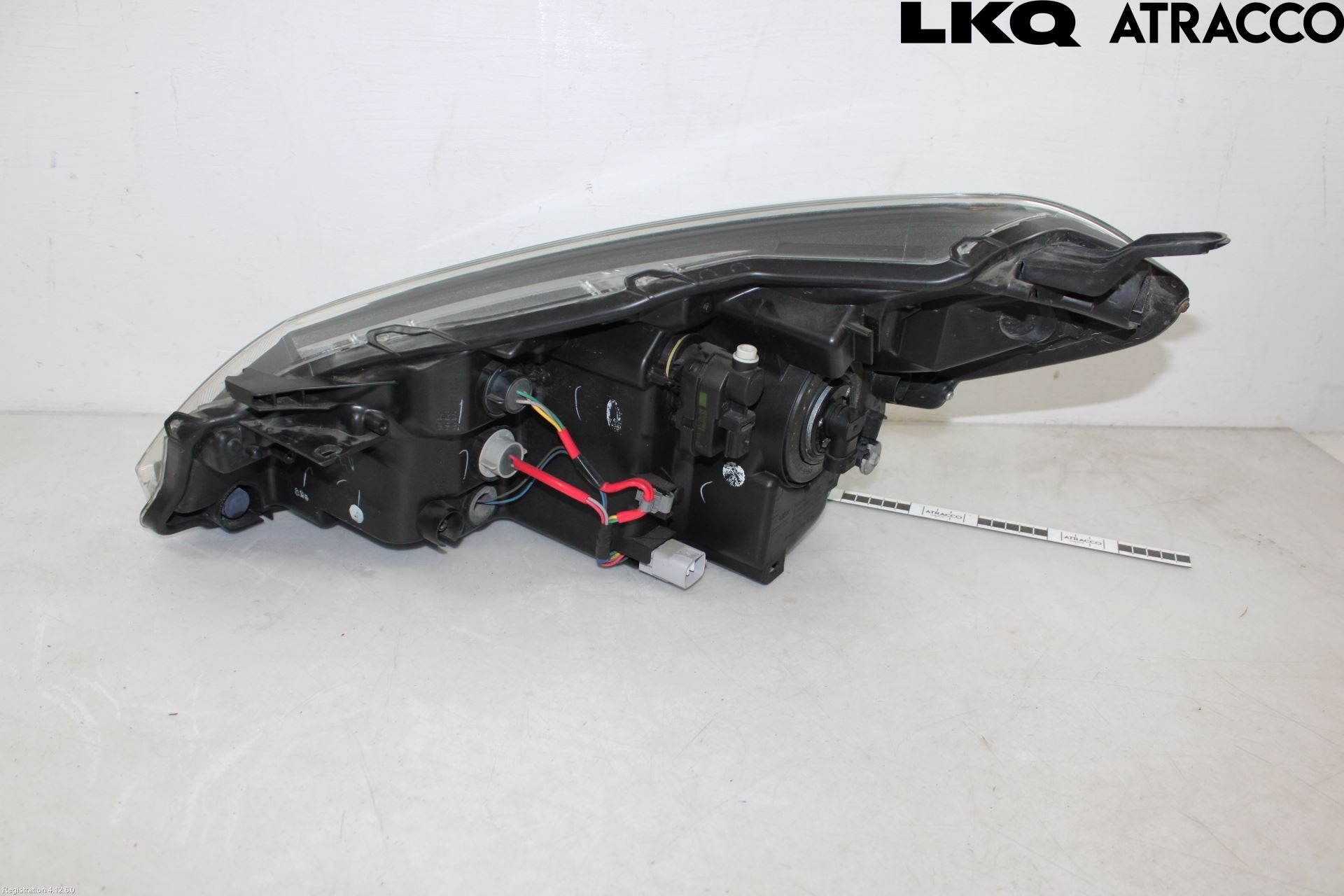 Toyota YARIS XP130 15-20 Strålkastare Höger