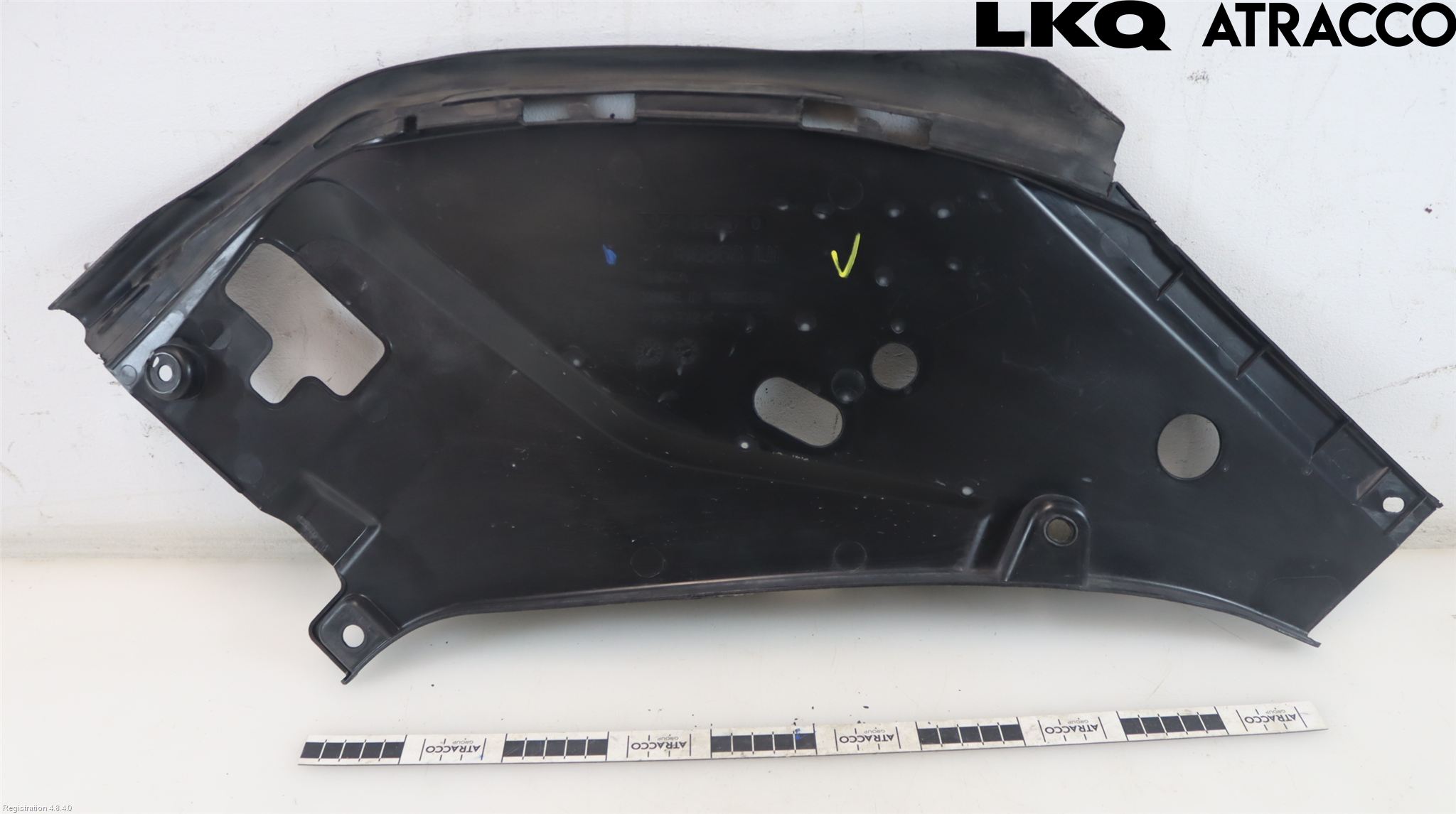 Volvo V90 17->> Täckplast Front