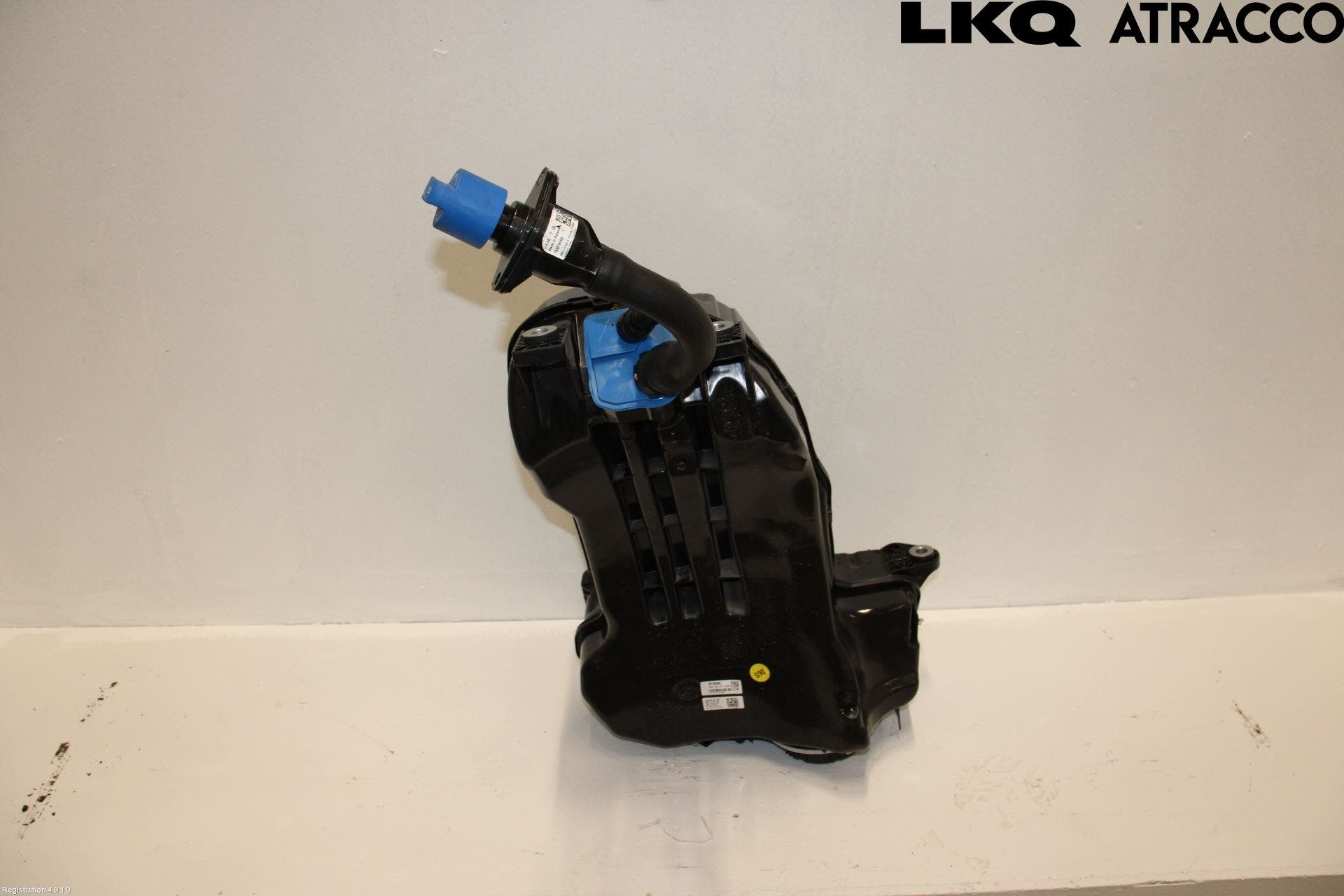 Volkswagen VW TOUAREG CR 18- Adblue Tank