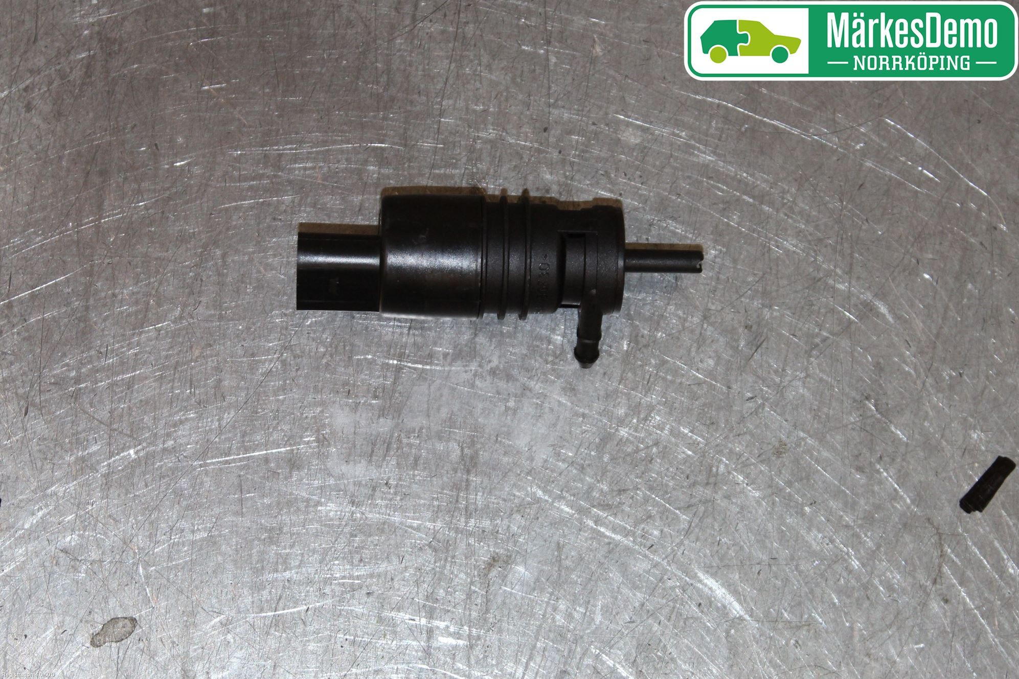 BMW 5 F10/F11/F18 09-17 Spolarpump Vindruta