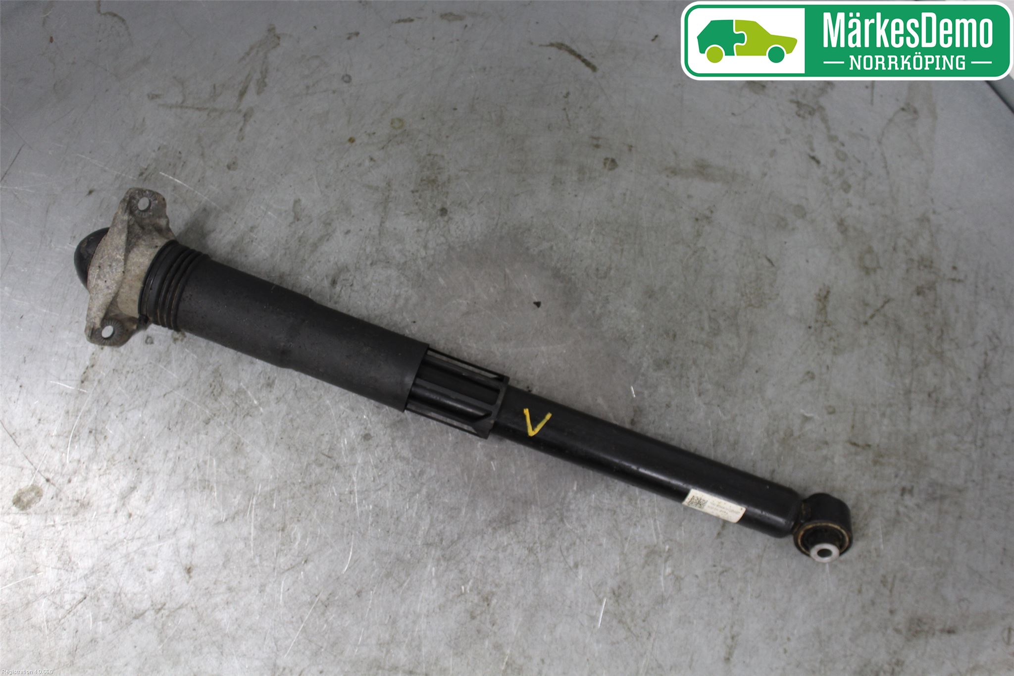 Volkswagen VW GOLF / E-GOLF VII 13-20 Stötdämpare Bak