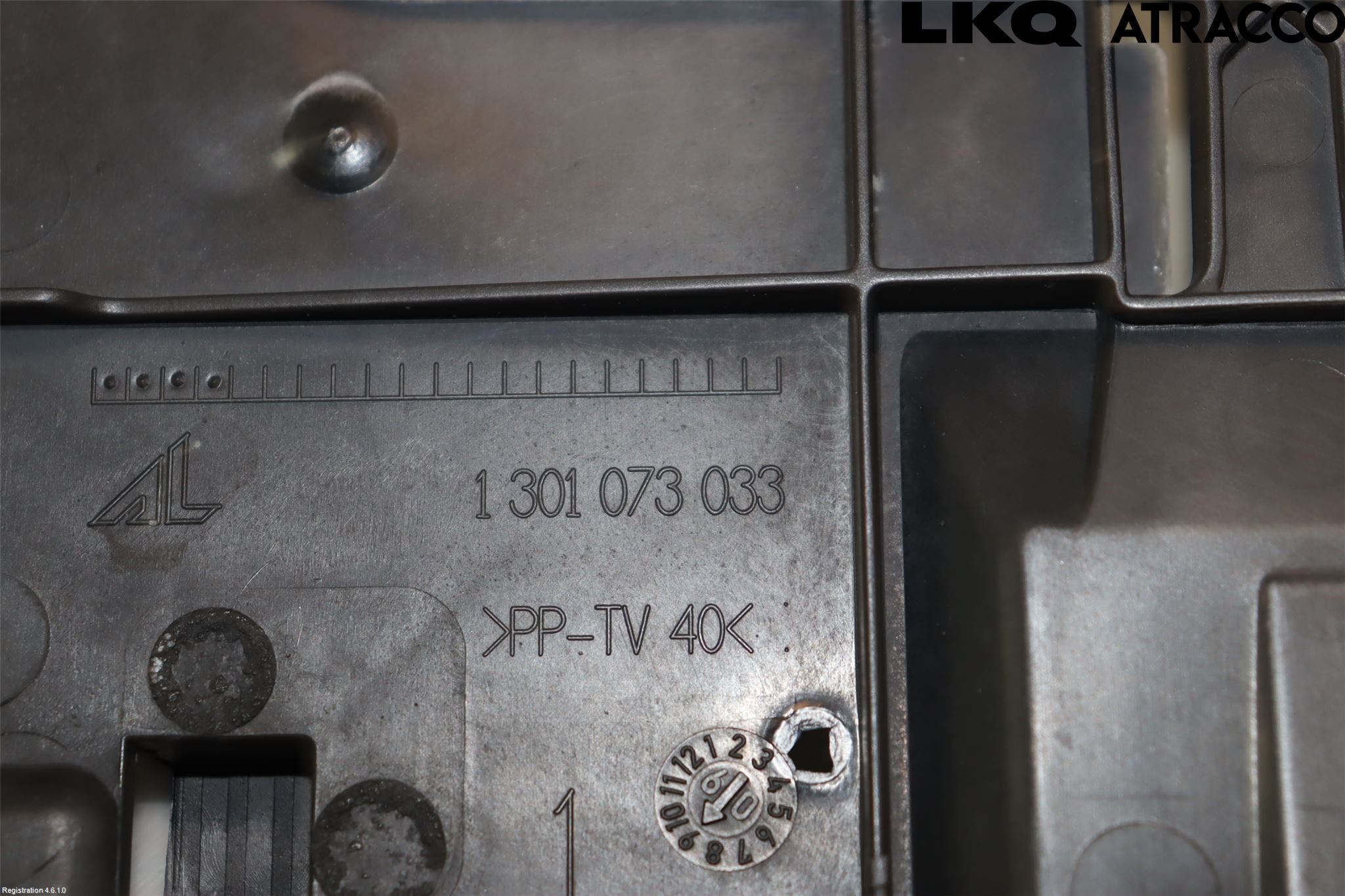 Audi A4/S4 08-11 Strålkast Fästsarg