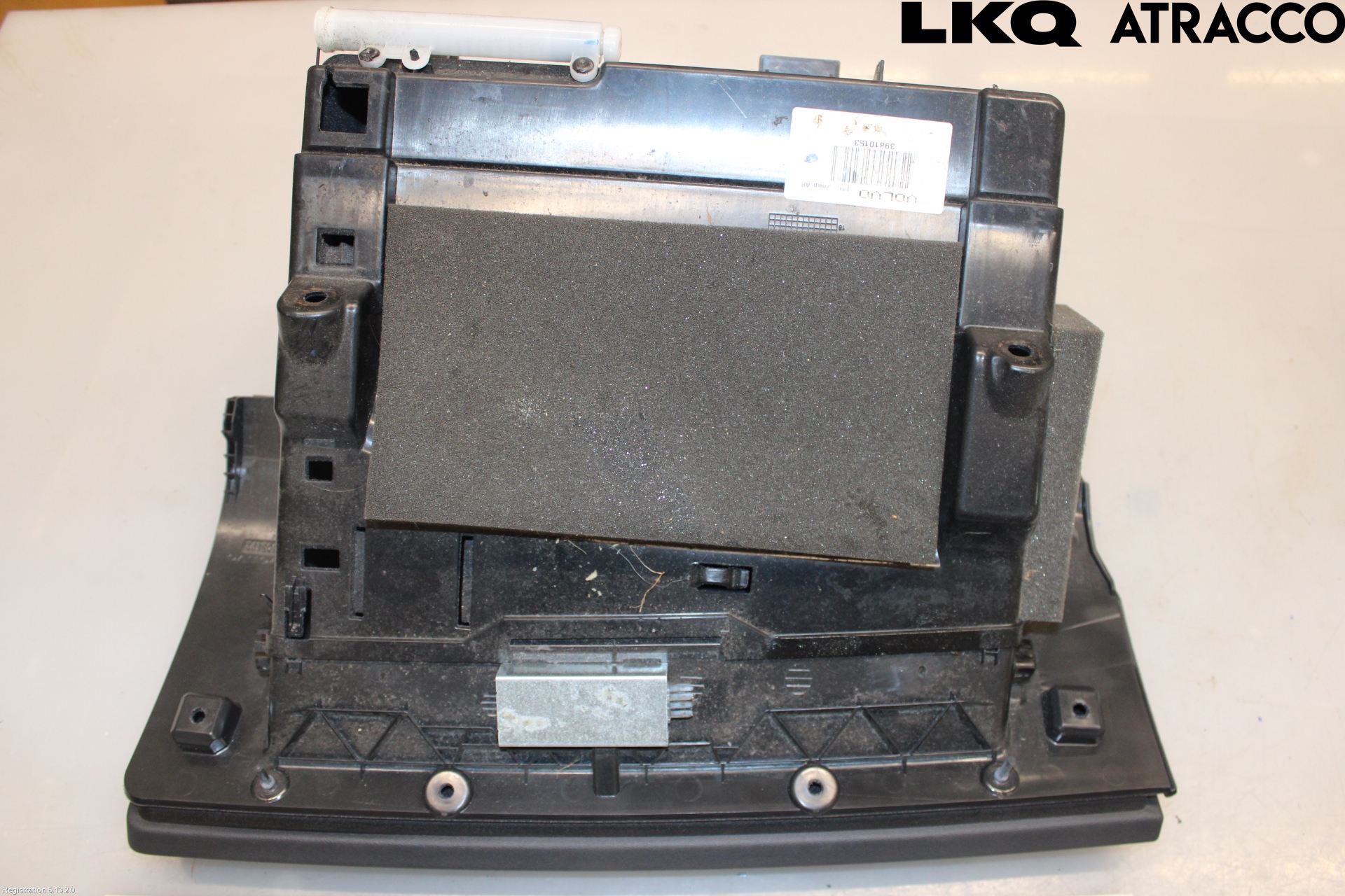 Volvo XC70 08-13 Handskfack