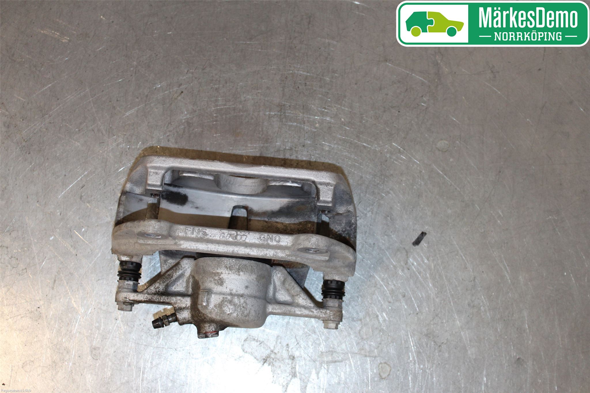 Seat TARRACO 19- Bromsok Fram Höger