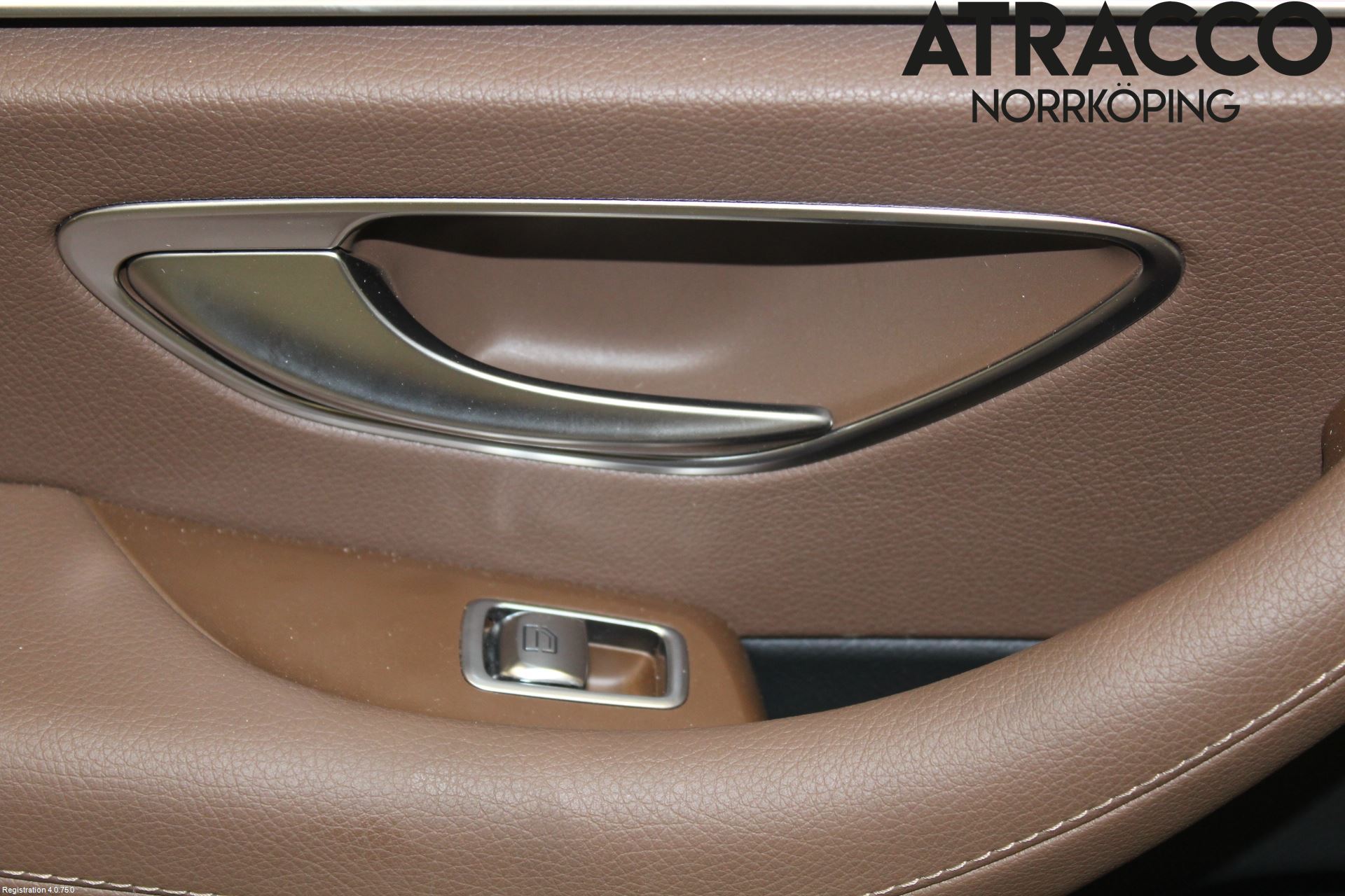 Mercedes-Benz MB E-KLASS (W213) 16-23 Dörrklädsel Vä