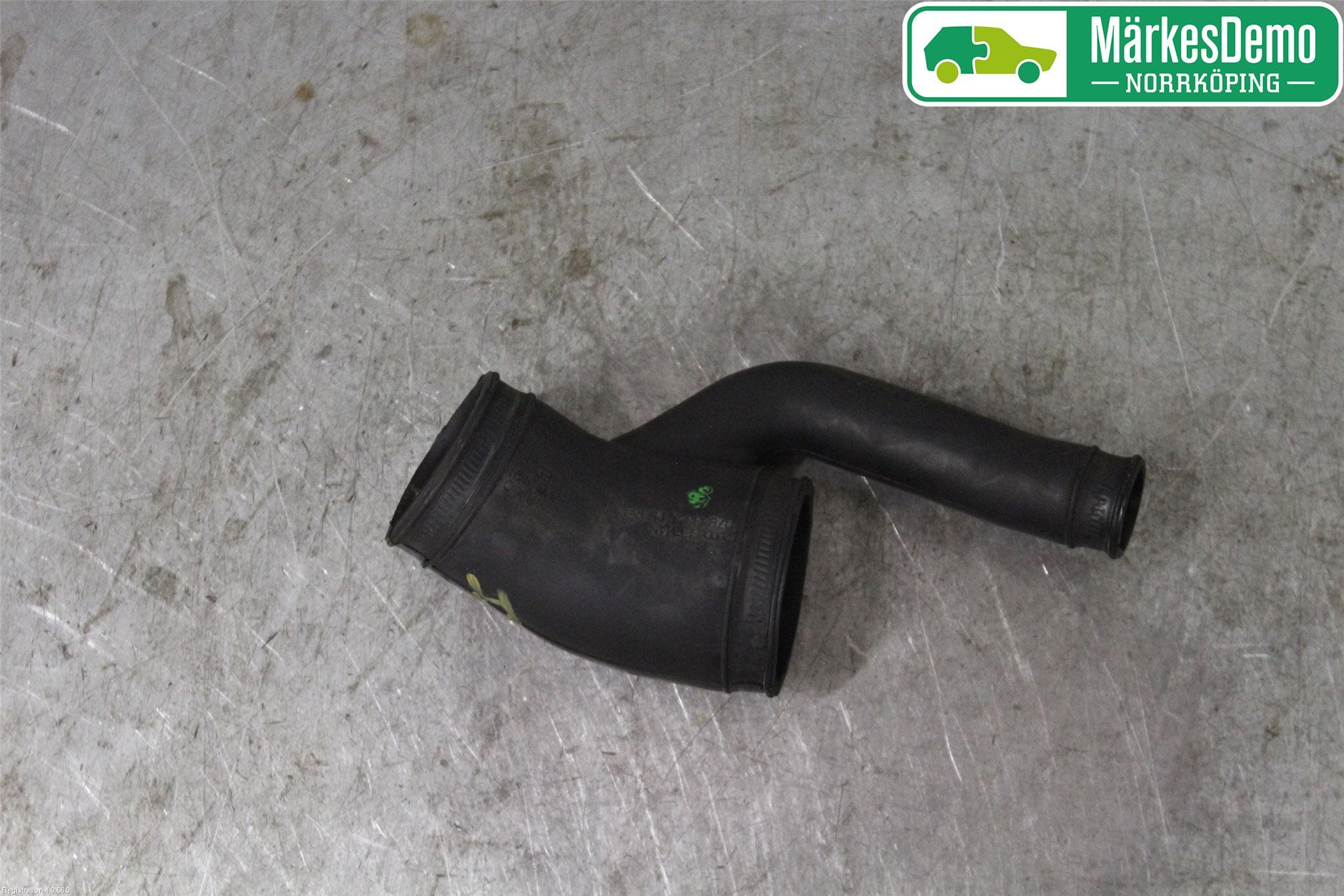 Audi A4/S4 99B-00 Laddluft-Intercoolerrör