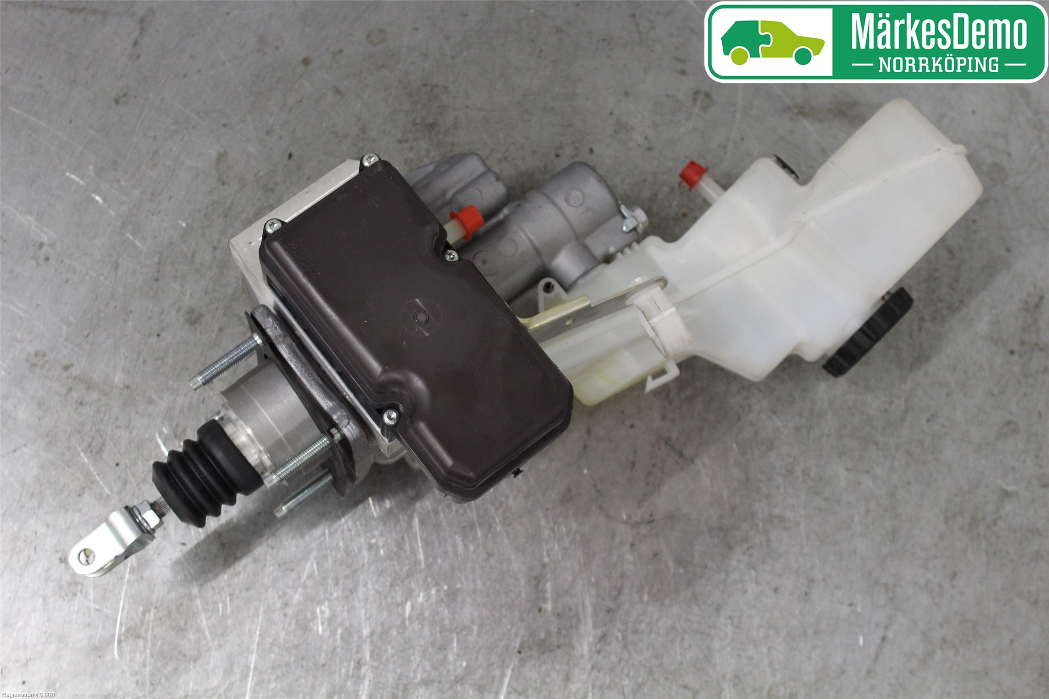 Toyota C-HR 16-23 Broms Huvudcylinder