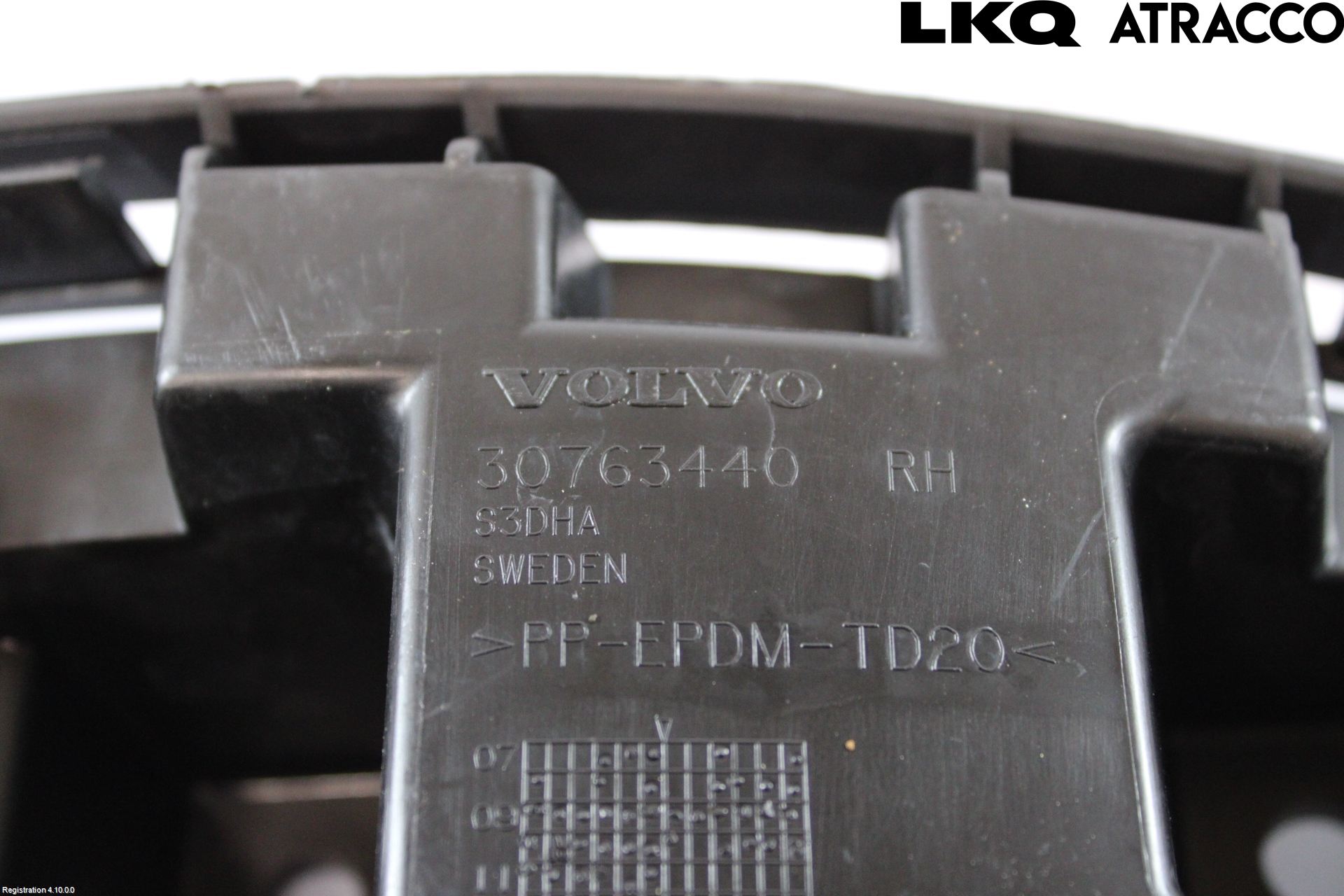 Volvo XC60 09-13 Stötfångarfäste Bak Hö