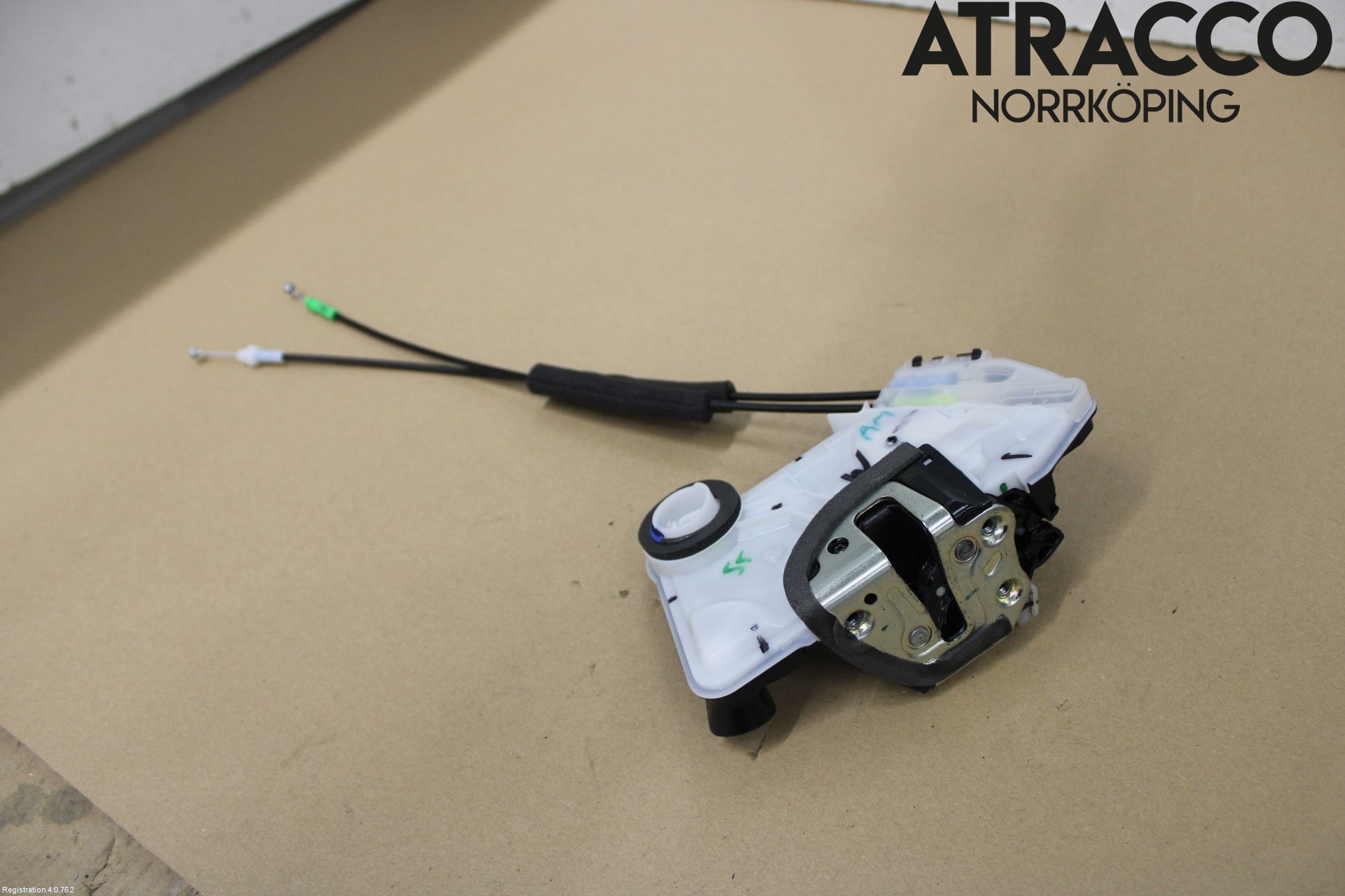 Toyota COROLLA 19- Låskista-Dörrlås