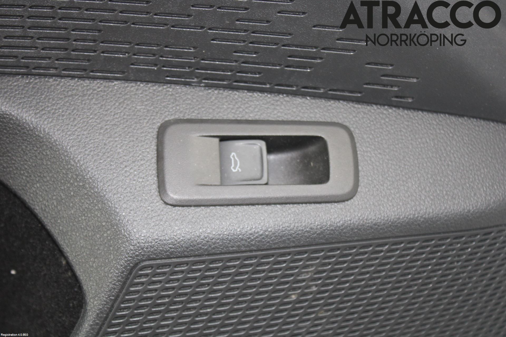 Skoda OCTAVIA (NX) 20- Dörrklädsel Vä