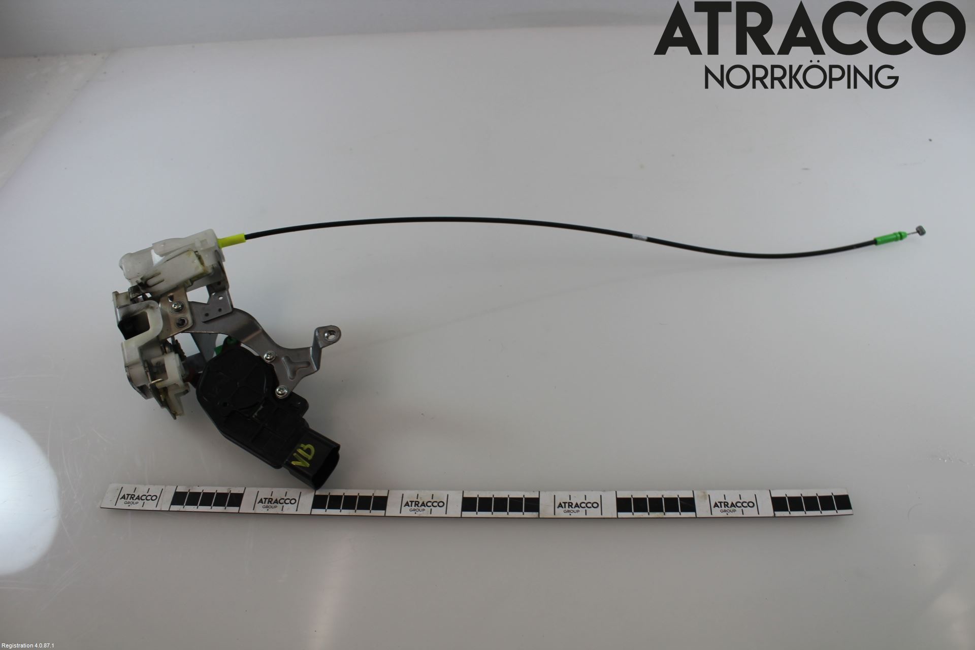 Toyota AYGO 06-14 Låskista-Dörrlås