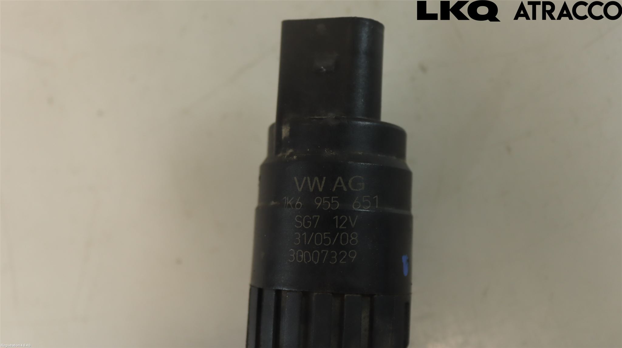 Volkswagen VW GOLF V 04-09 Spolarpump Vindruta