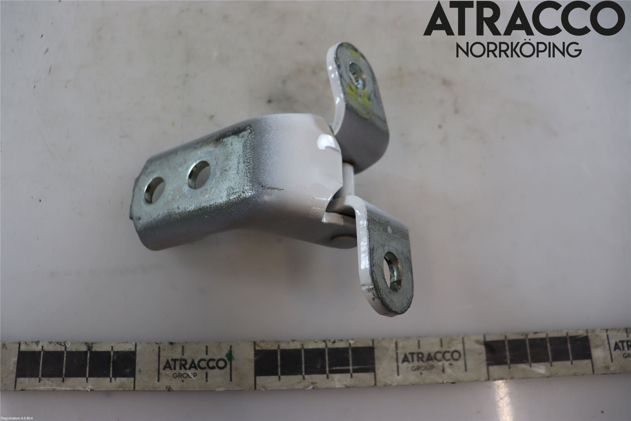 Toyota AURIS 13-19 Dörrgångjärn