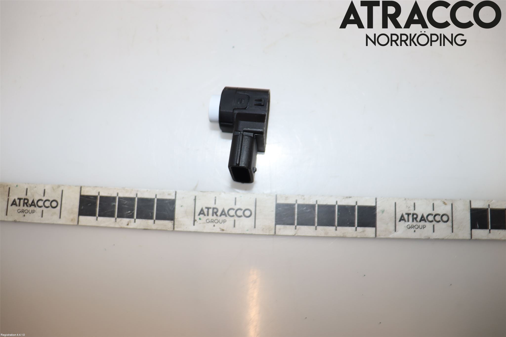 Hyundai i40 16-18 Parkeringshjälp Backsensor