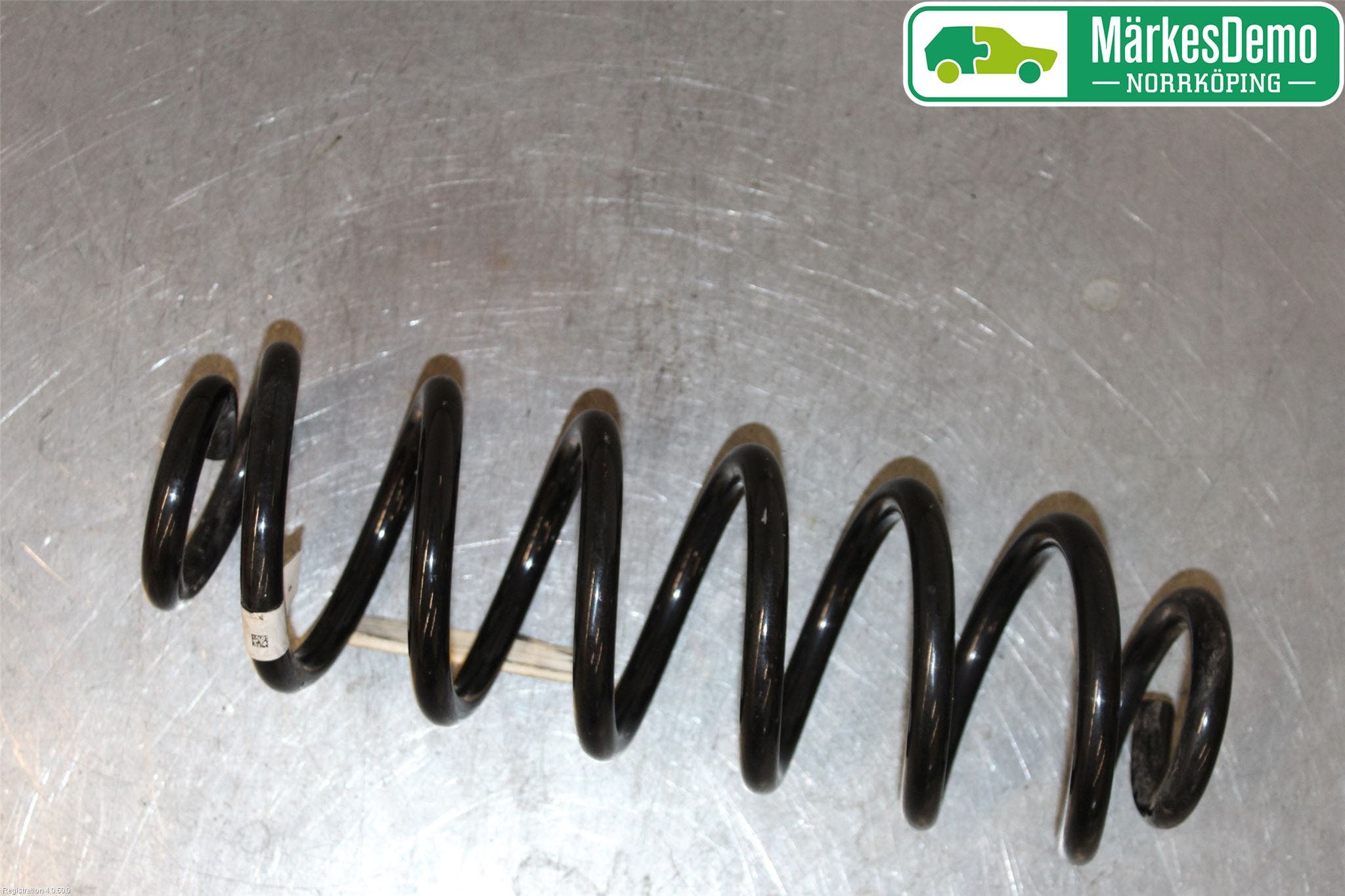 Volkswagen VW PASSAT 15-19 Fjäder Bak