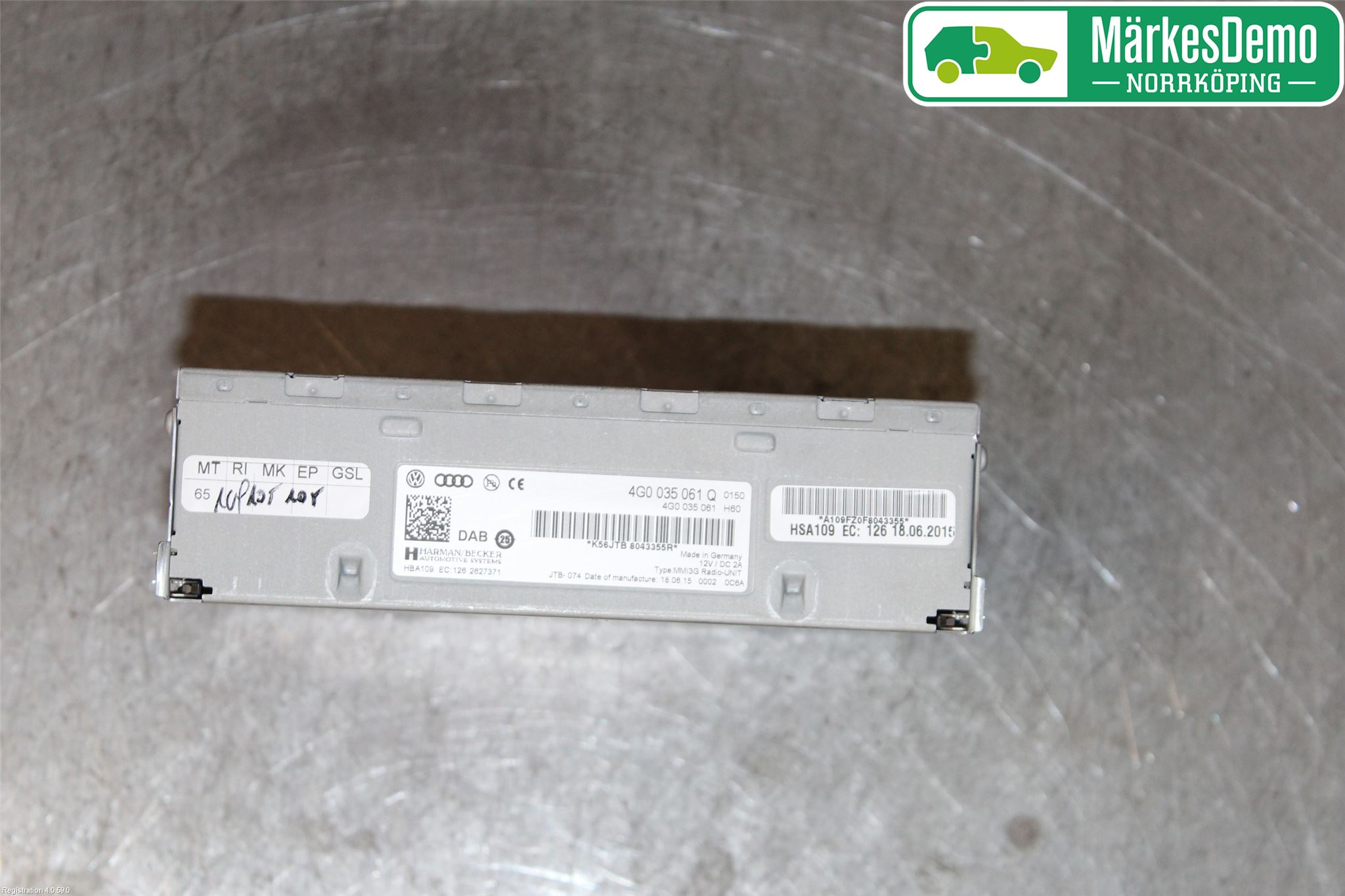 Volkswagen VW TOUAREG 7P 11-18 Radio