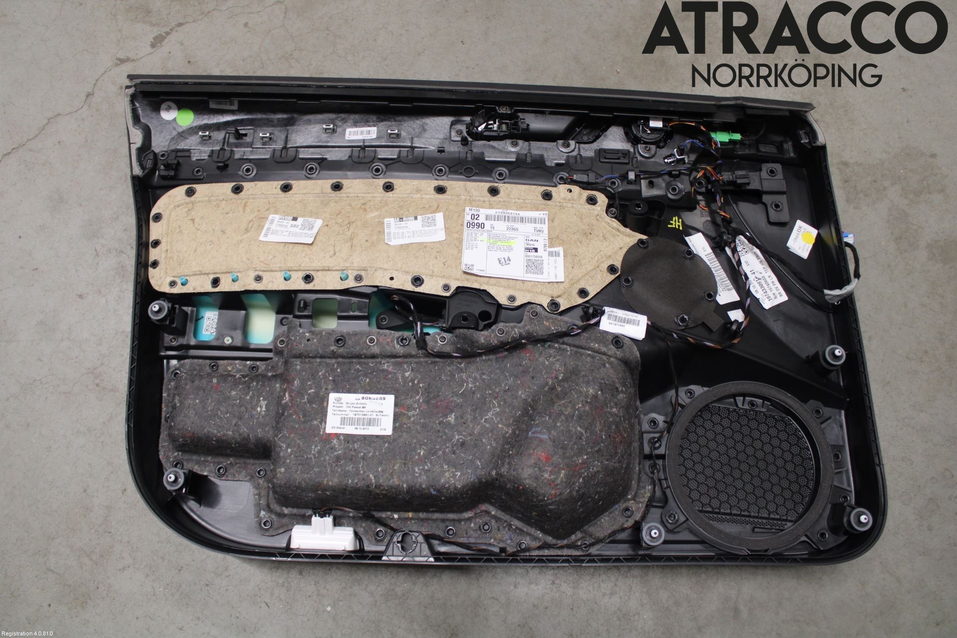 Volkswagen VW PASSAT 20-24 Dörrklädsel Hö
