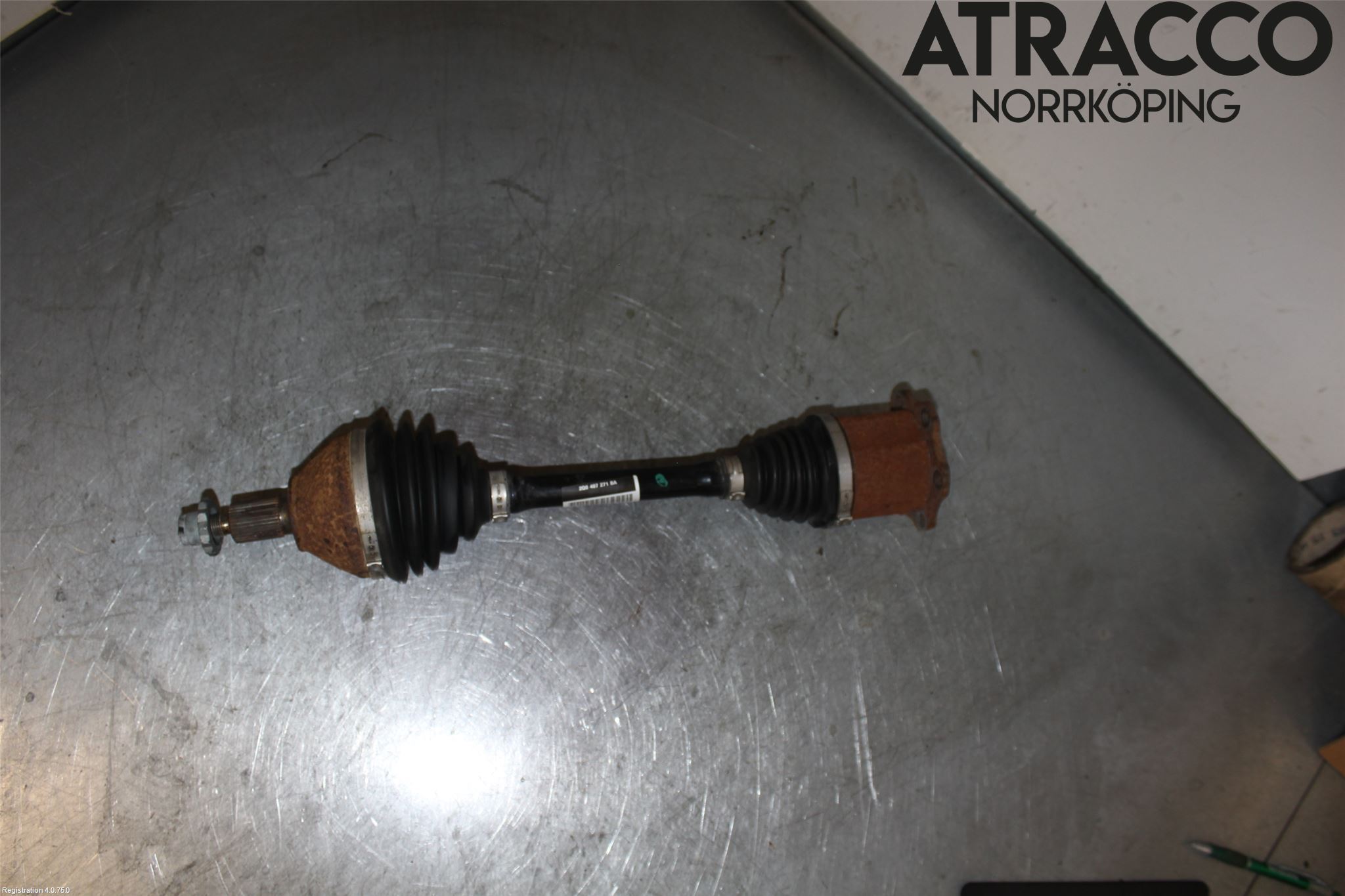 Volkswagen VW T-CROSS 19- Drivaxel Fram Vänster