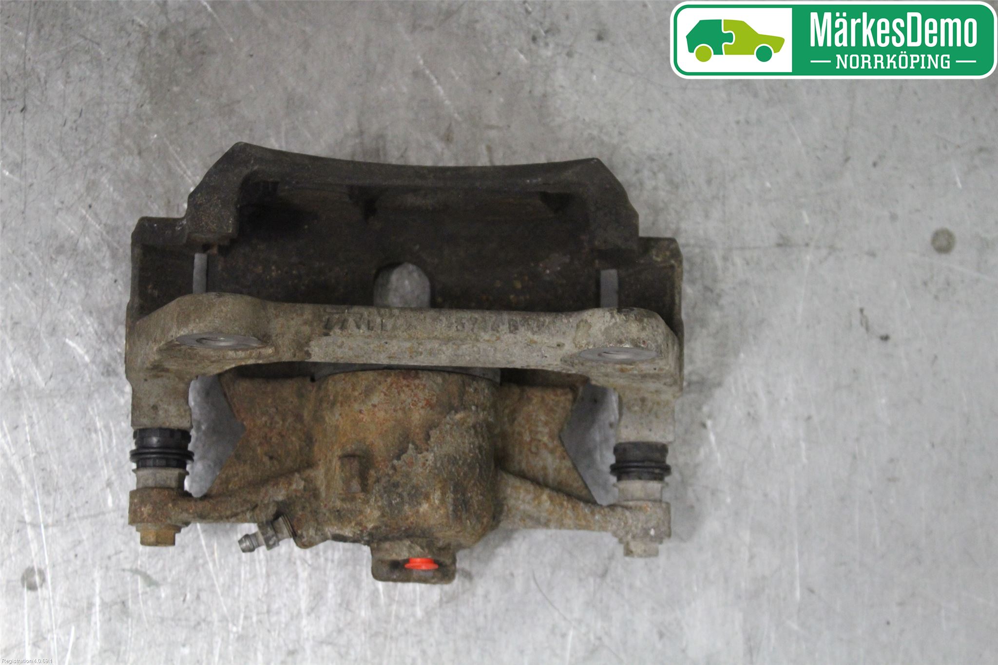 Volkswagen VW PASSAT 15-19 Bromsok Fram Höger