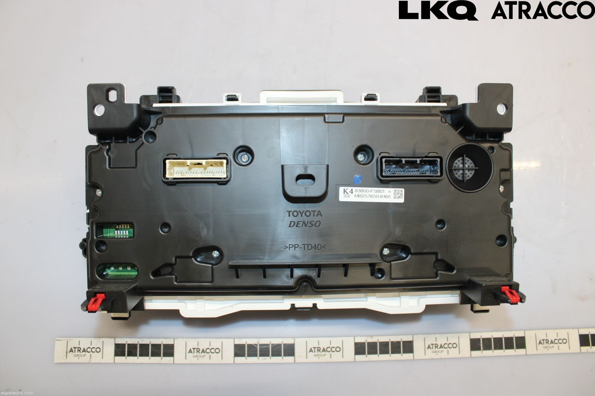 Toyota YARIS CROSS XP21 21- Instrument Komb