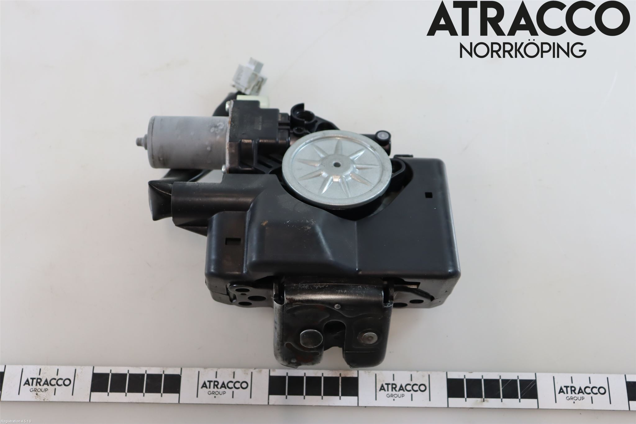 Toyota RAV4 13-18 Låskista Baklucka