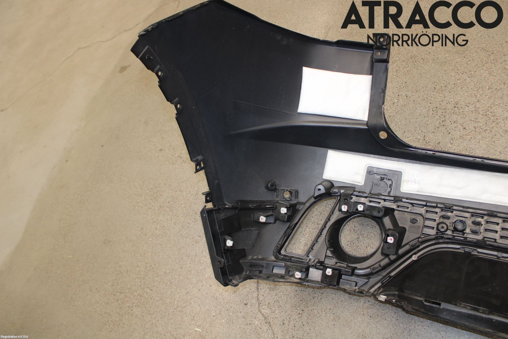 Jaguar E-PACE 17- Stötfångarbeklädnad Bak