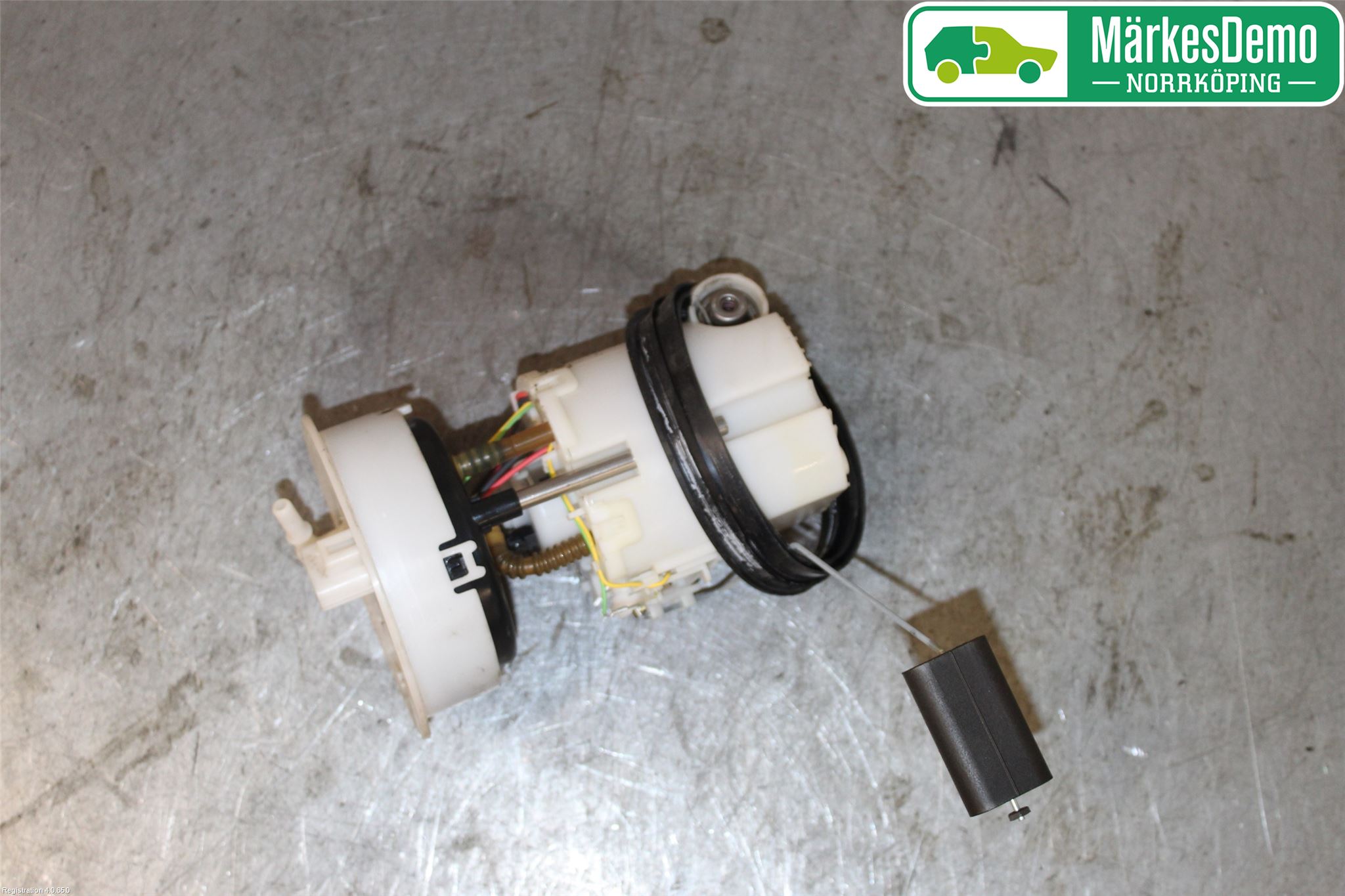 Mazda 2 (DE) 08-15 Bränslepump El