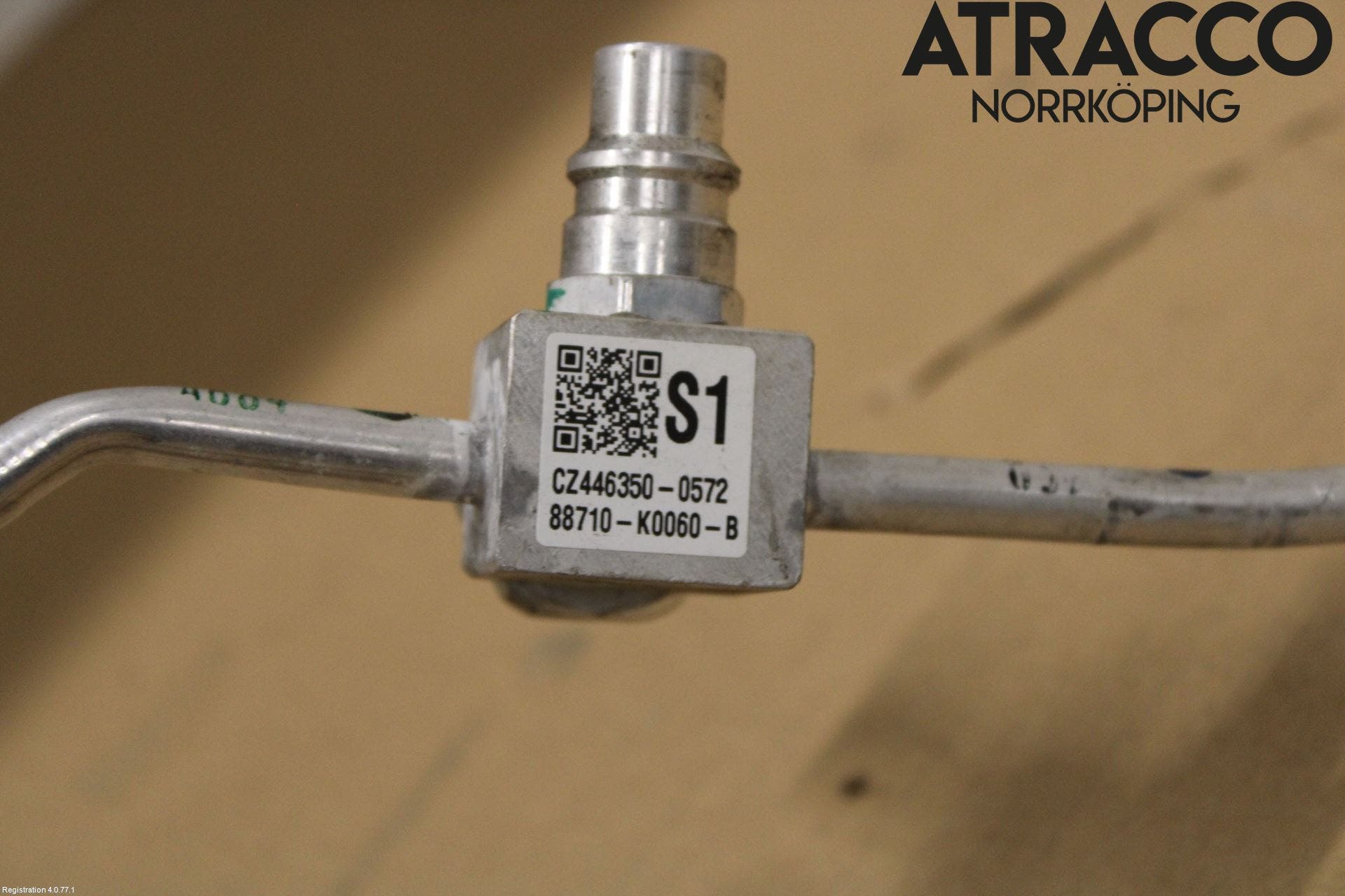 Toyota YARIS XP21 20- Ac Slang-Rör