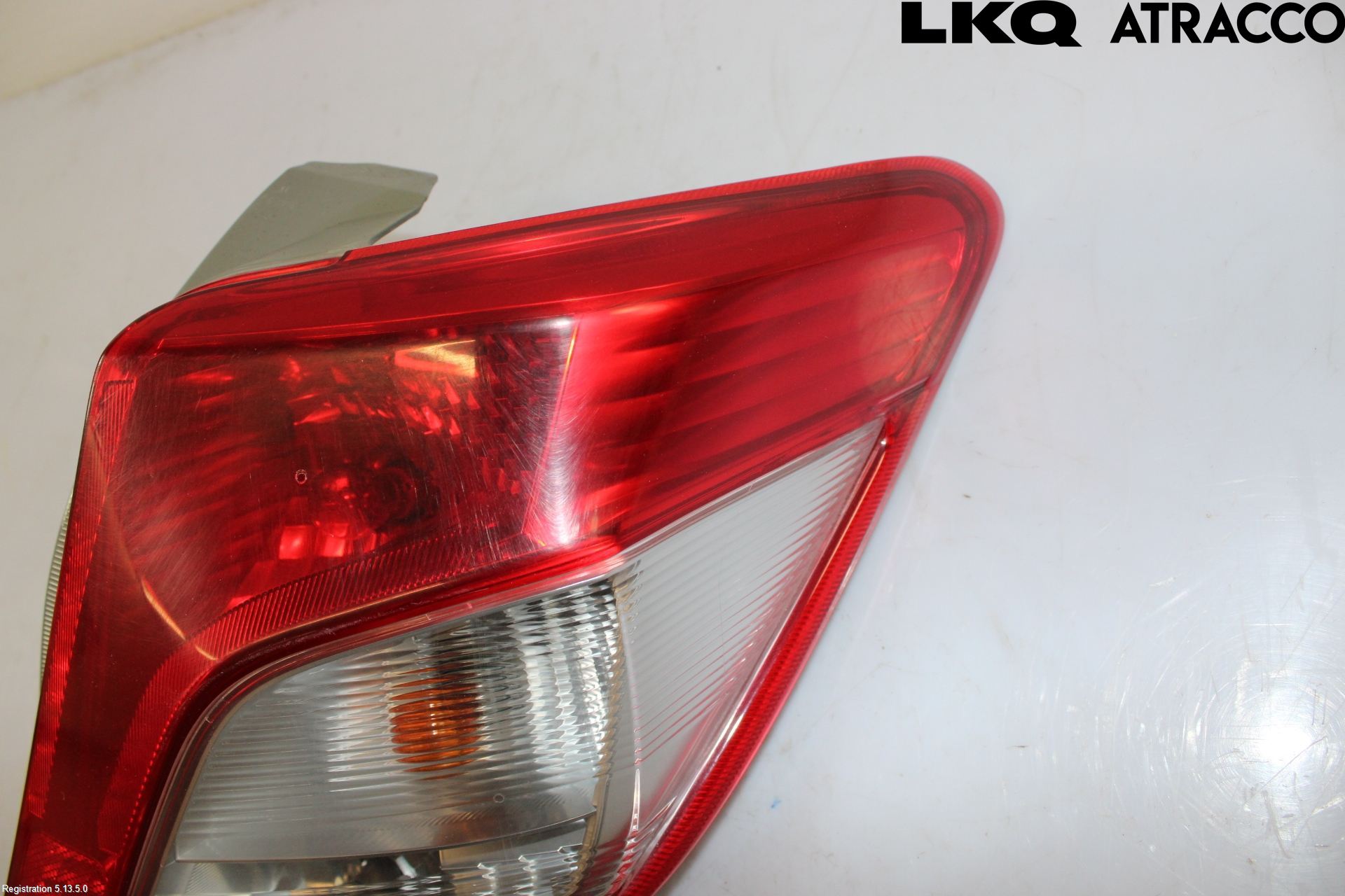 Toyota YARIS XP130 12-14 Bakljus Höger