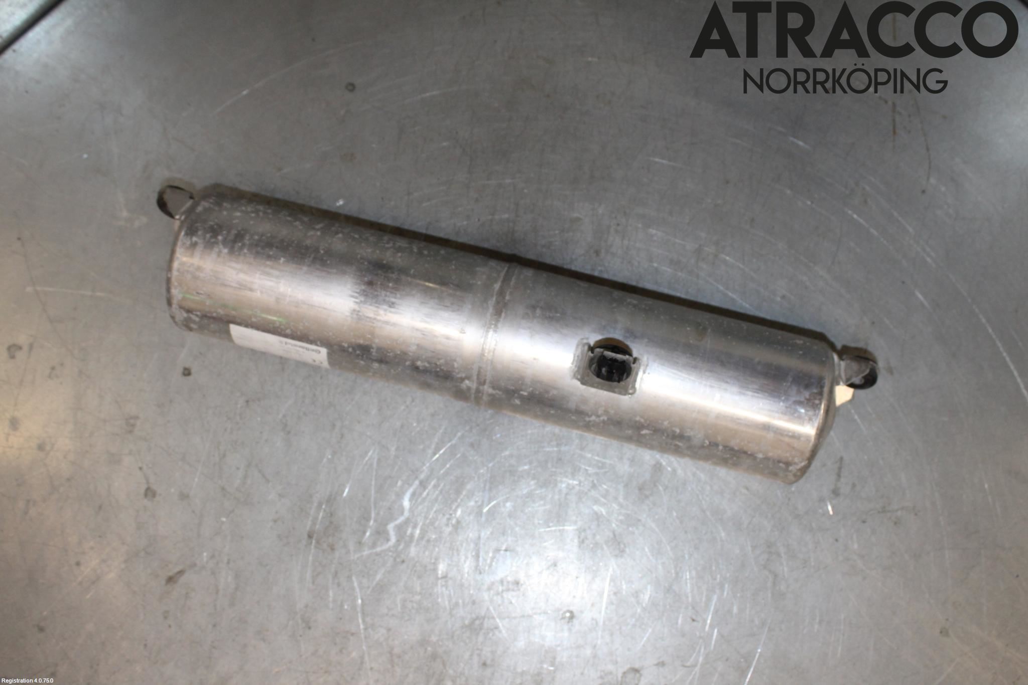 Porsche PANAMERA 09- Nivå/Luftförändring Trycktank