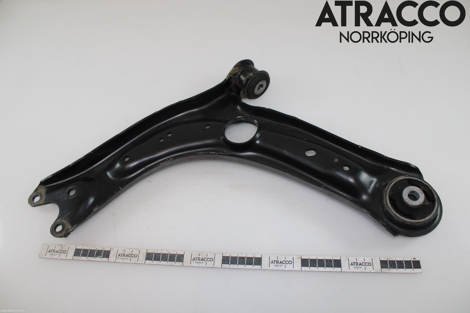 Volkswagen VW PASSAT 20-24 Bärarm Fram Undre Hö