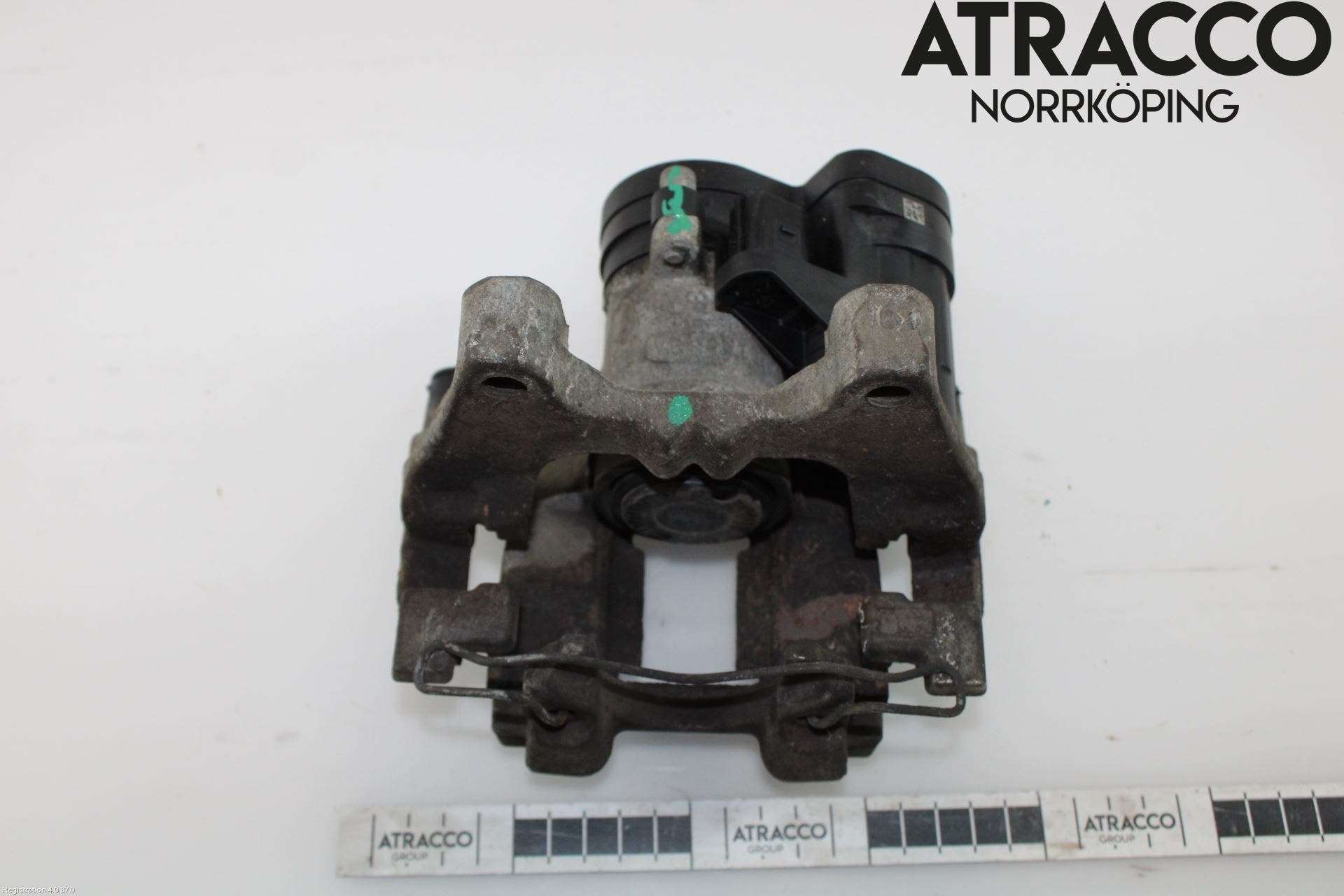 Audi Q3 F3 19- Bromsok Bak Höger