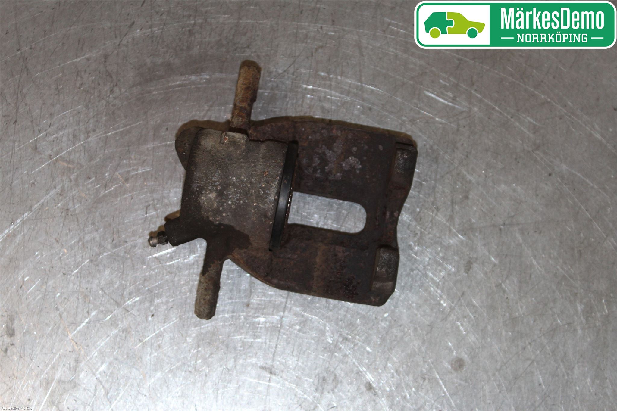 Renault CLIO III  09-12 Bromsok Fram Vänster