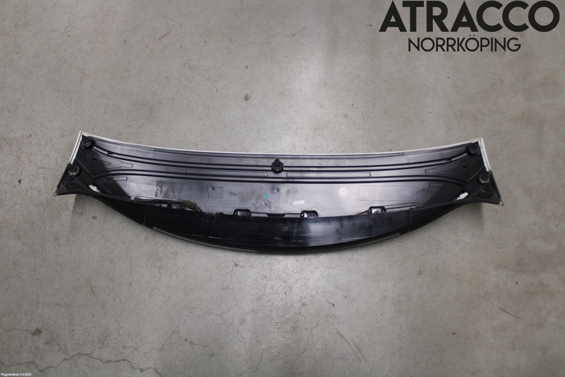 Jaguar XF 08-15 Spoiler Baklucka