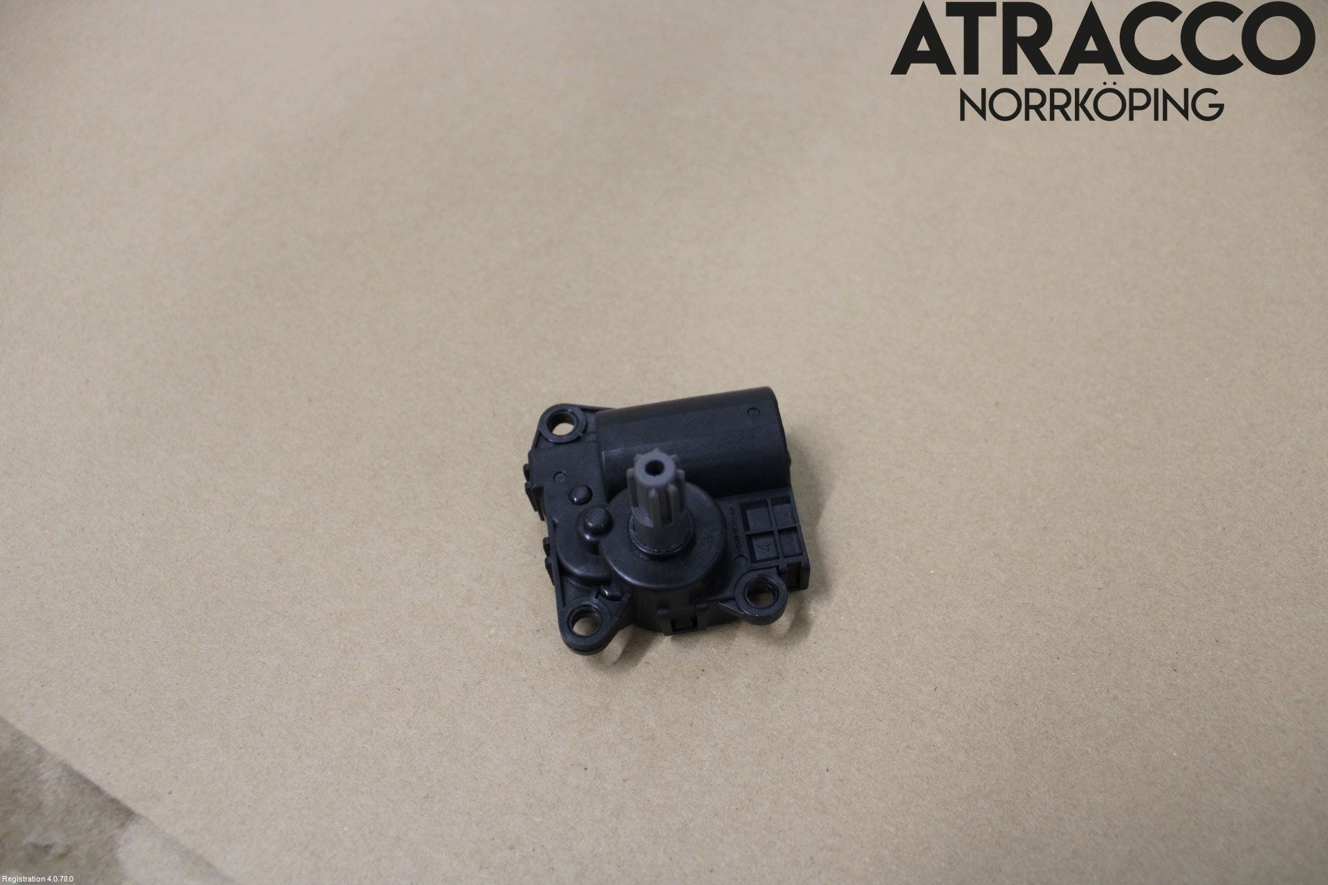 Tesla MODEL 3 17- Värme Reglermotor