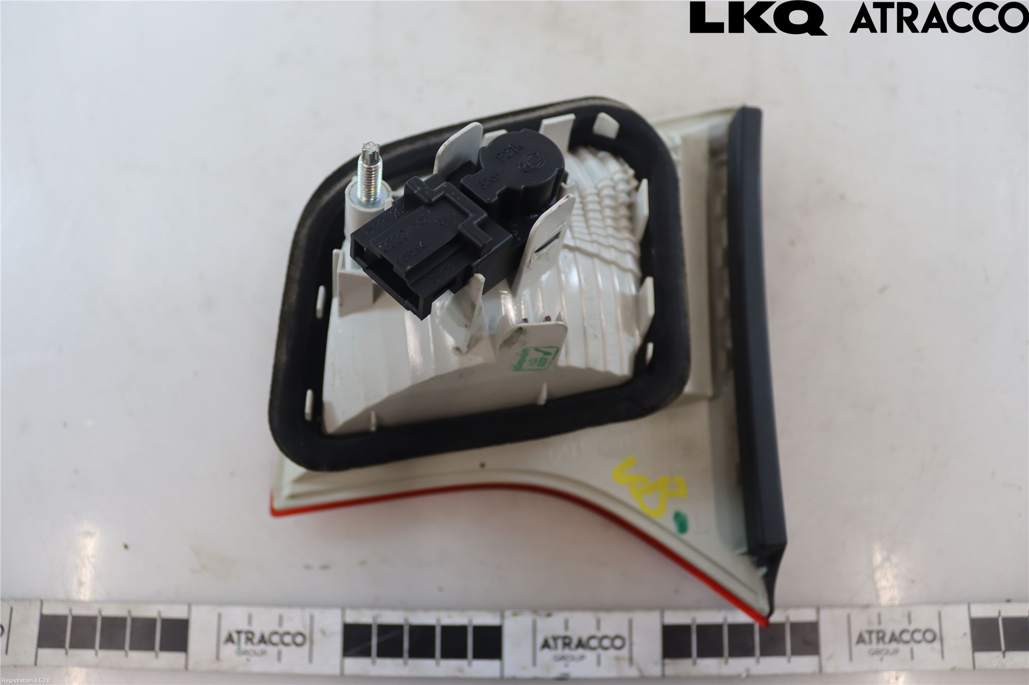 Audi A4/S4 05-07 Bakljus Lucka Vä