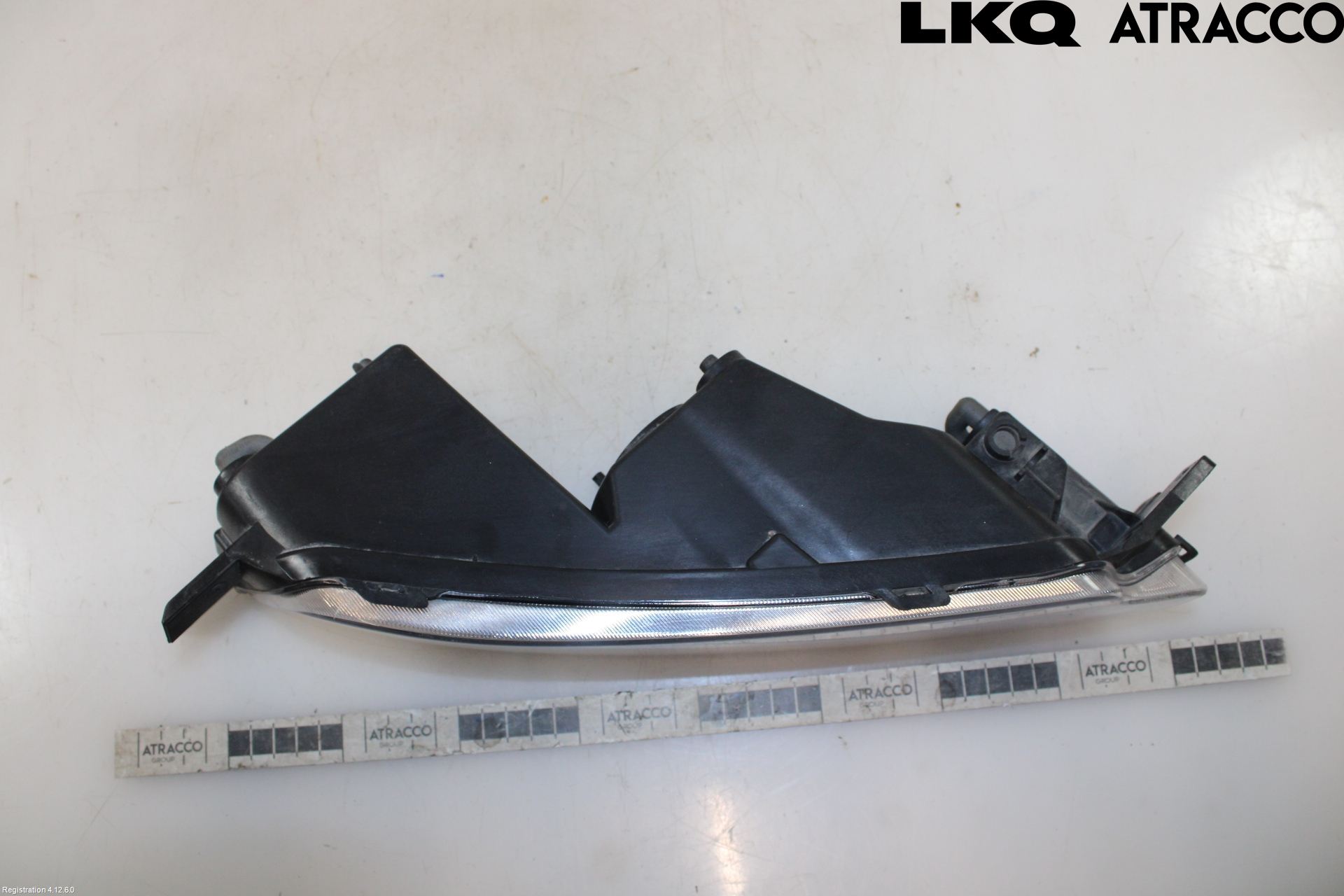 Volkswagen VW PASSAT 15-19 Dimljussarg Fram