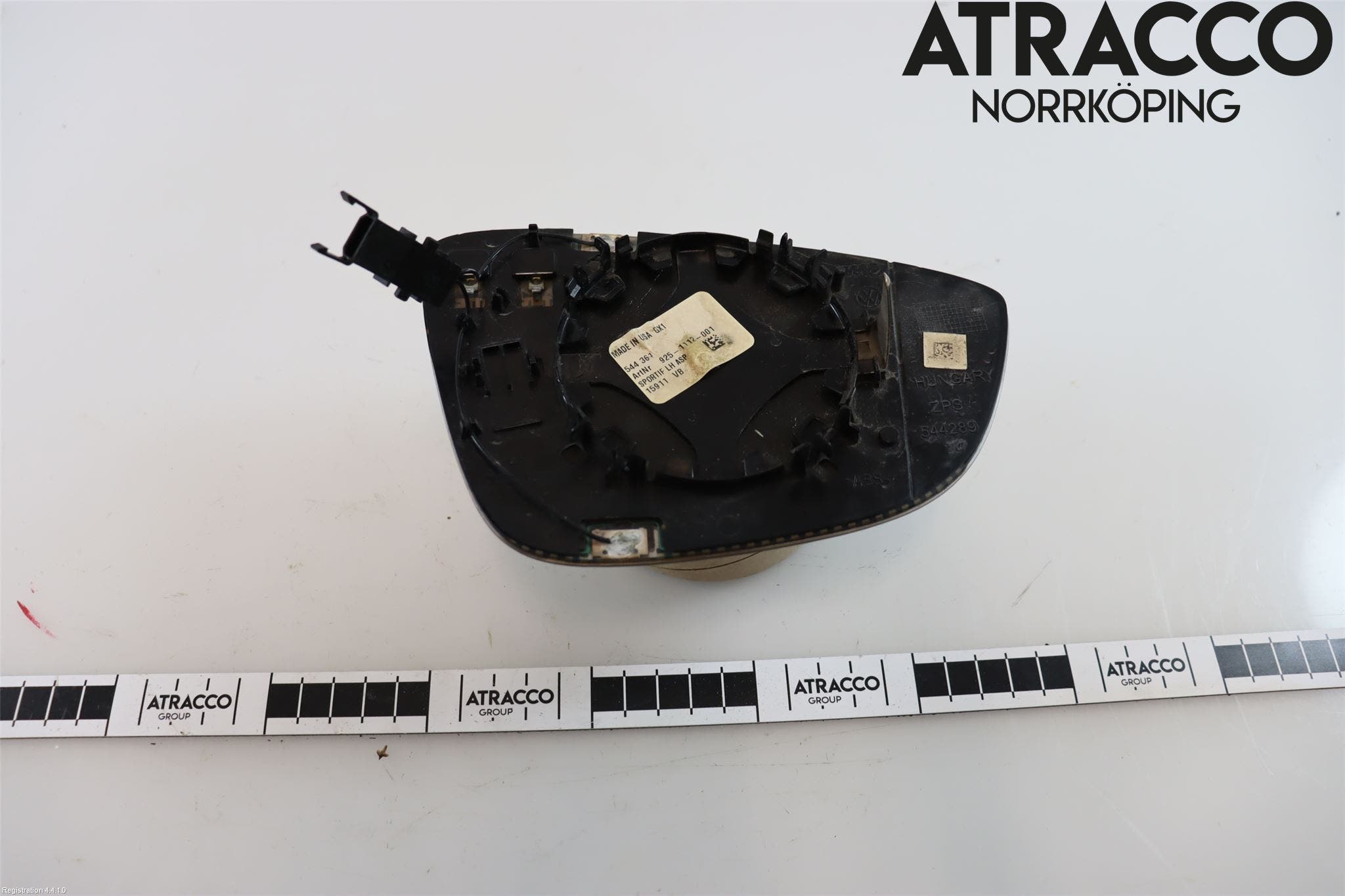 Volkswagen VW PASSAT 11-14 Spegelglas Vä