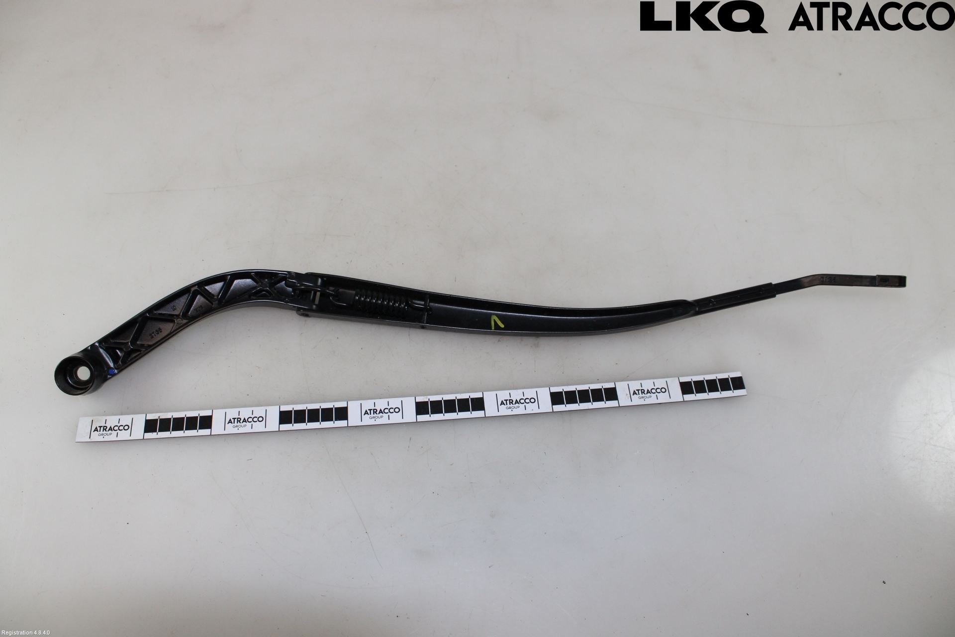 Toyota RAV4 19- Torkararm Armar Vindruta